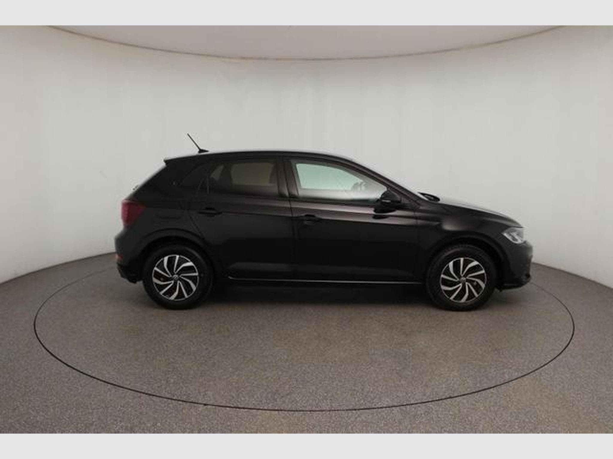 VW Polo LIFE (2025) - Photo 8