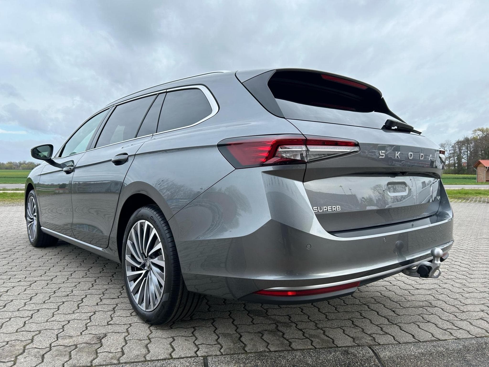 Skoda Superb L&K (2026) - Photo 17