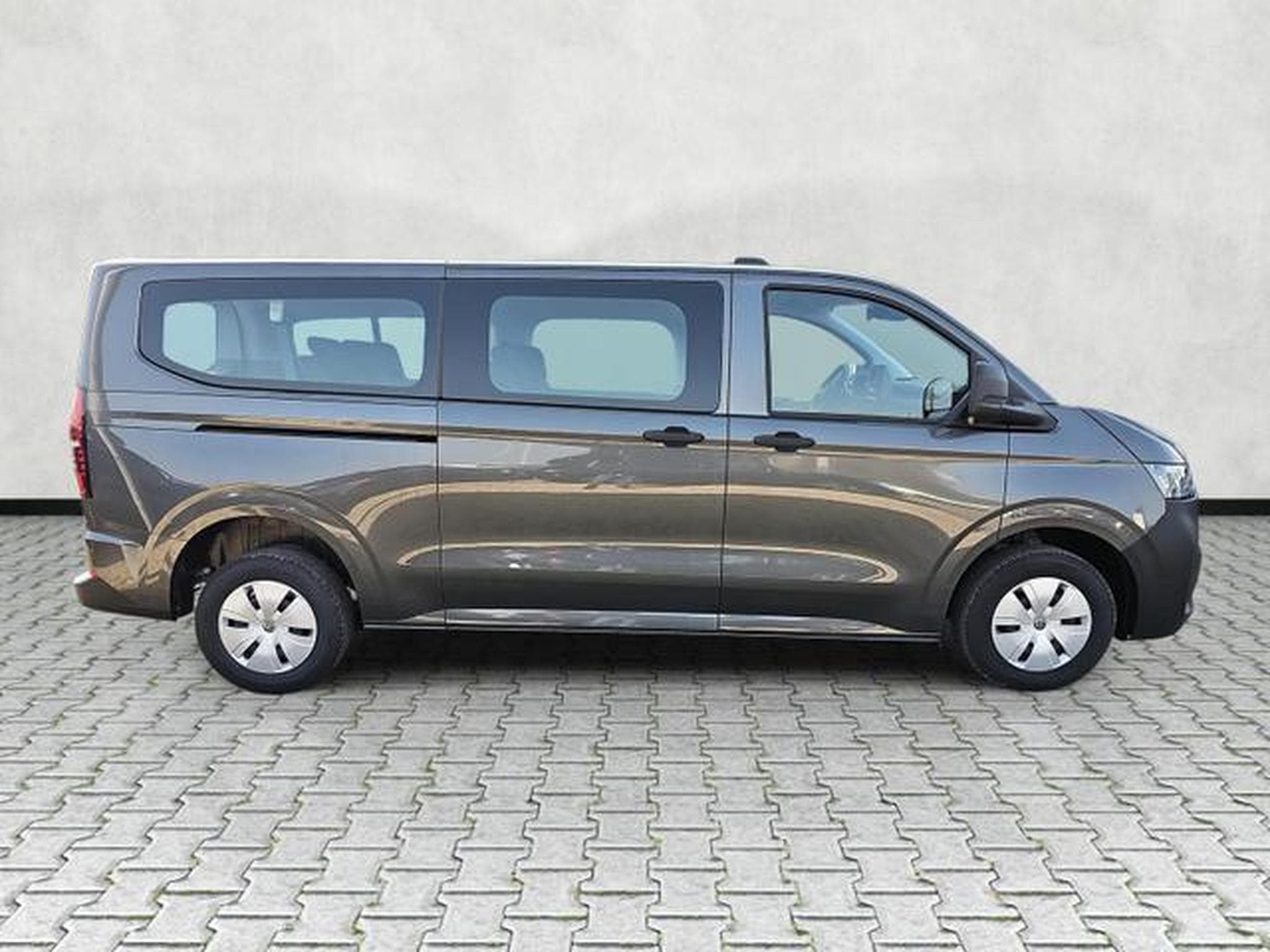 VW T7 2.0 TDI 81 kW LR (2025) - Photo 8