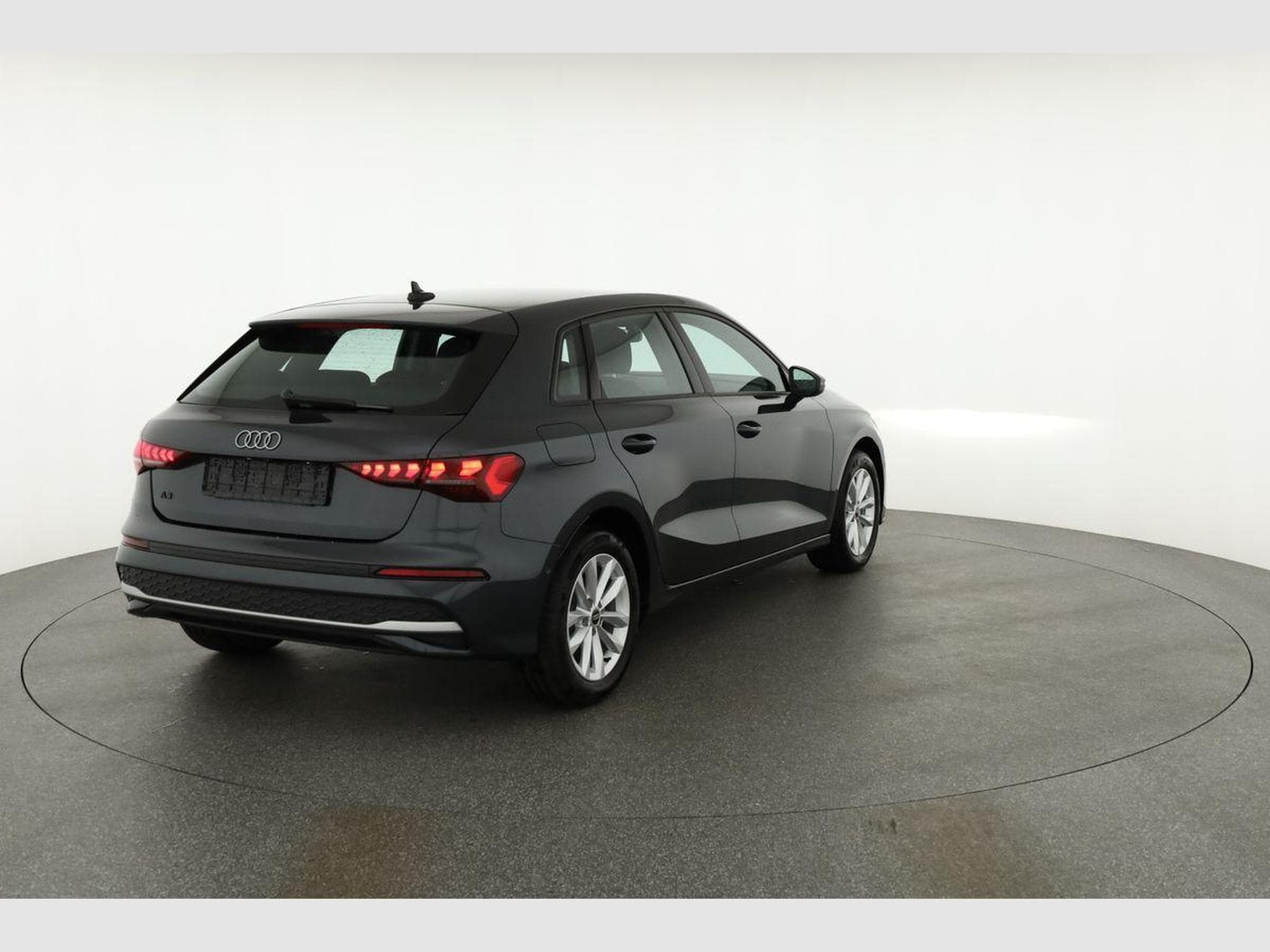 Audi A3 Sportback TFSI 110 kW (2025) - Photo 16