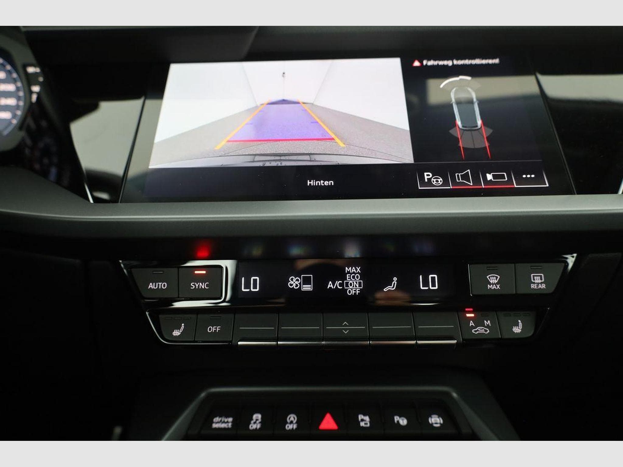 Audi A3 Sportback TFSI 110 kW (2025) - Photo 6