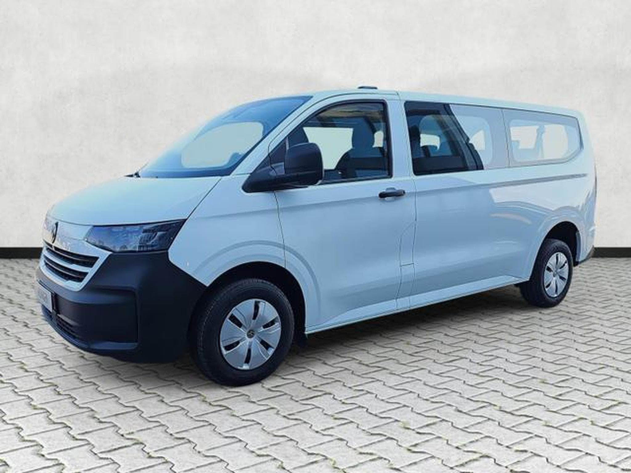 VW T7 2.0 TDI 110 kW LR (2025) - Photo 3