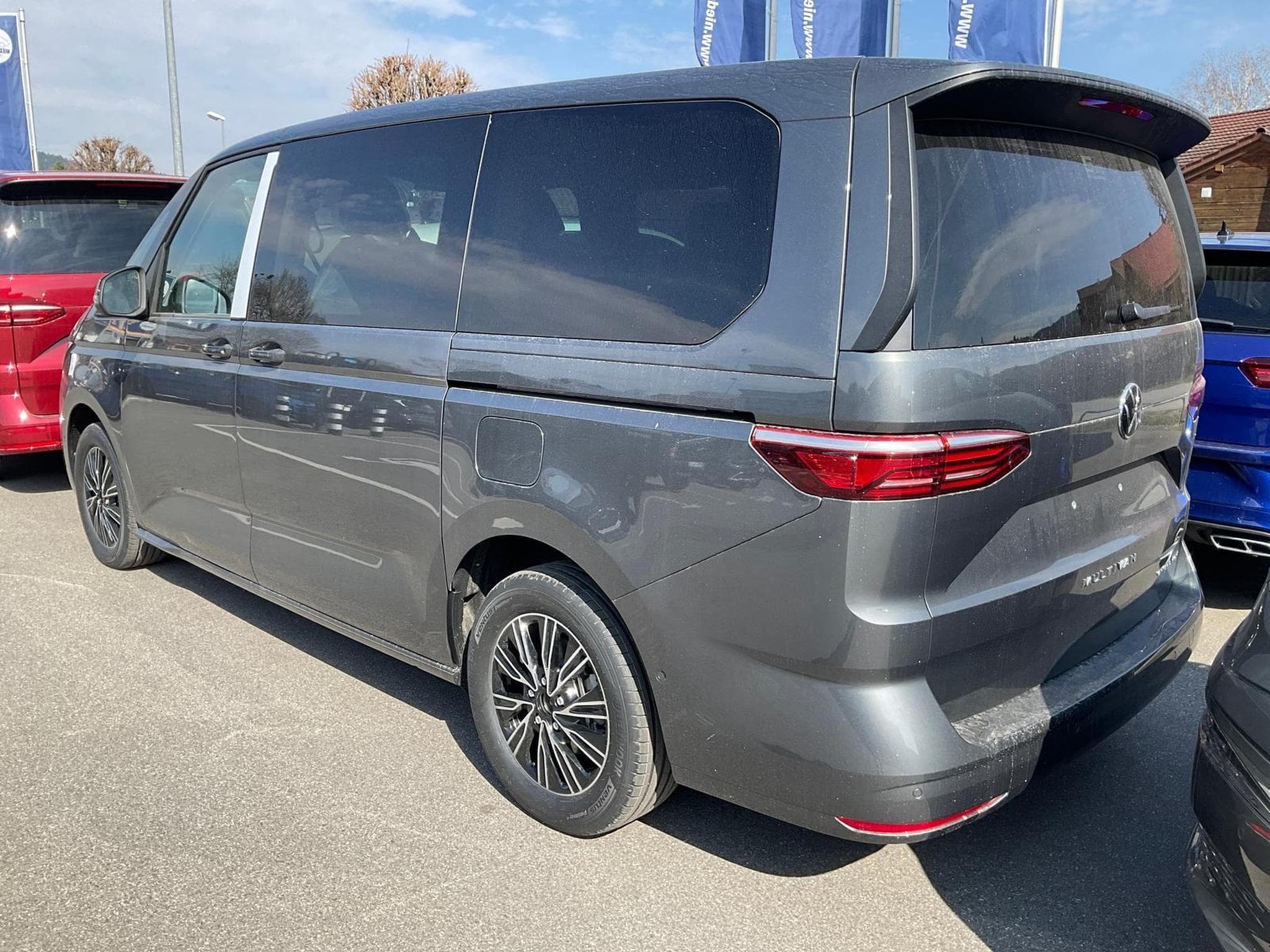 VW T7 eHybrid 4M Business (2026) - Photo 2