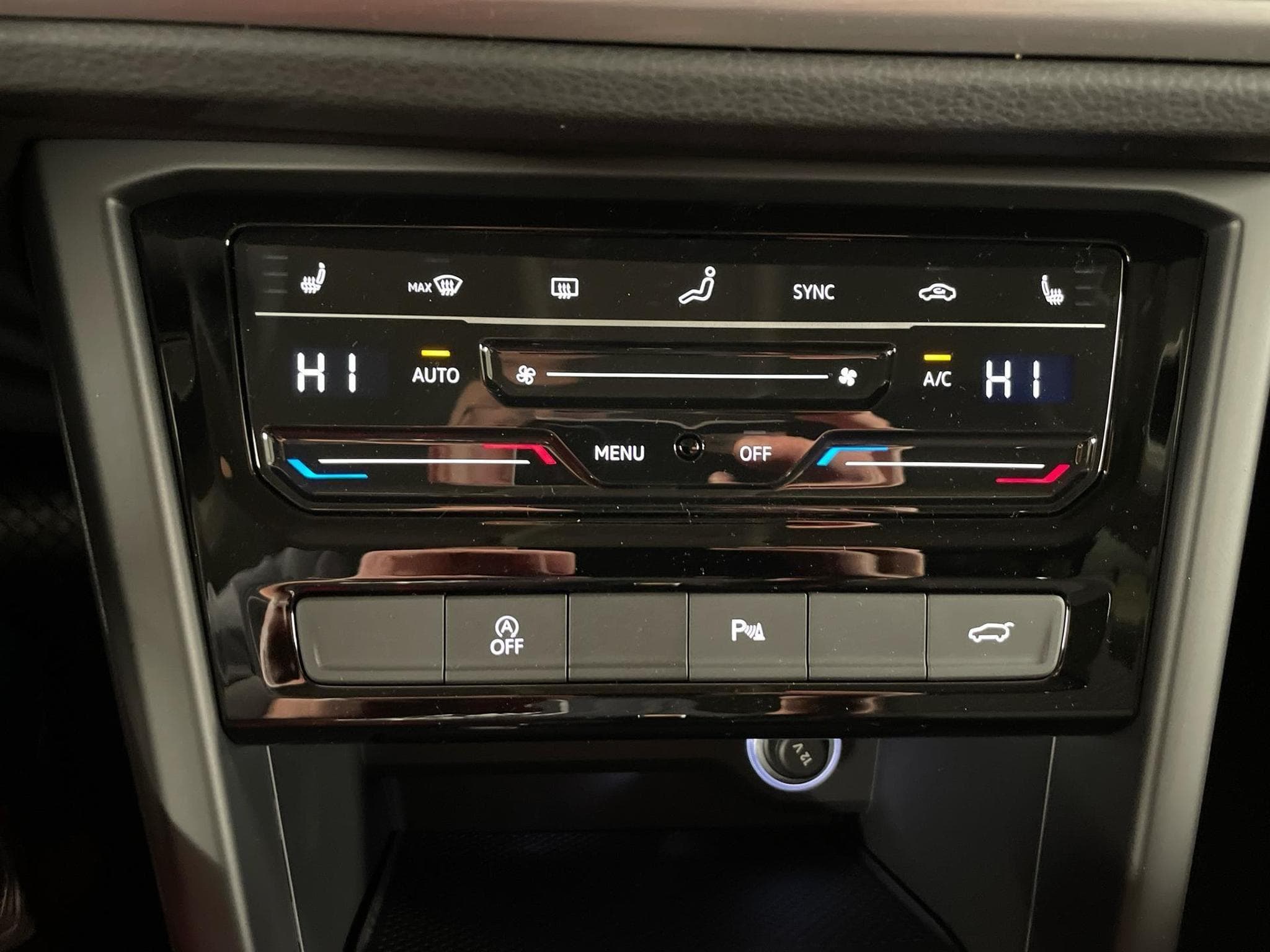 VW Touran Comfortline Edition (2026) - Photo 11