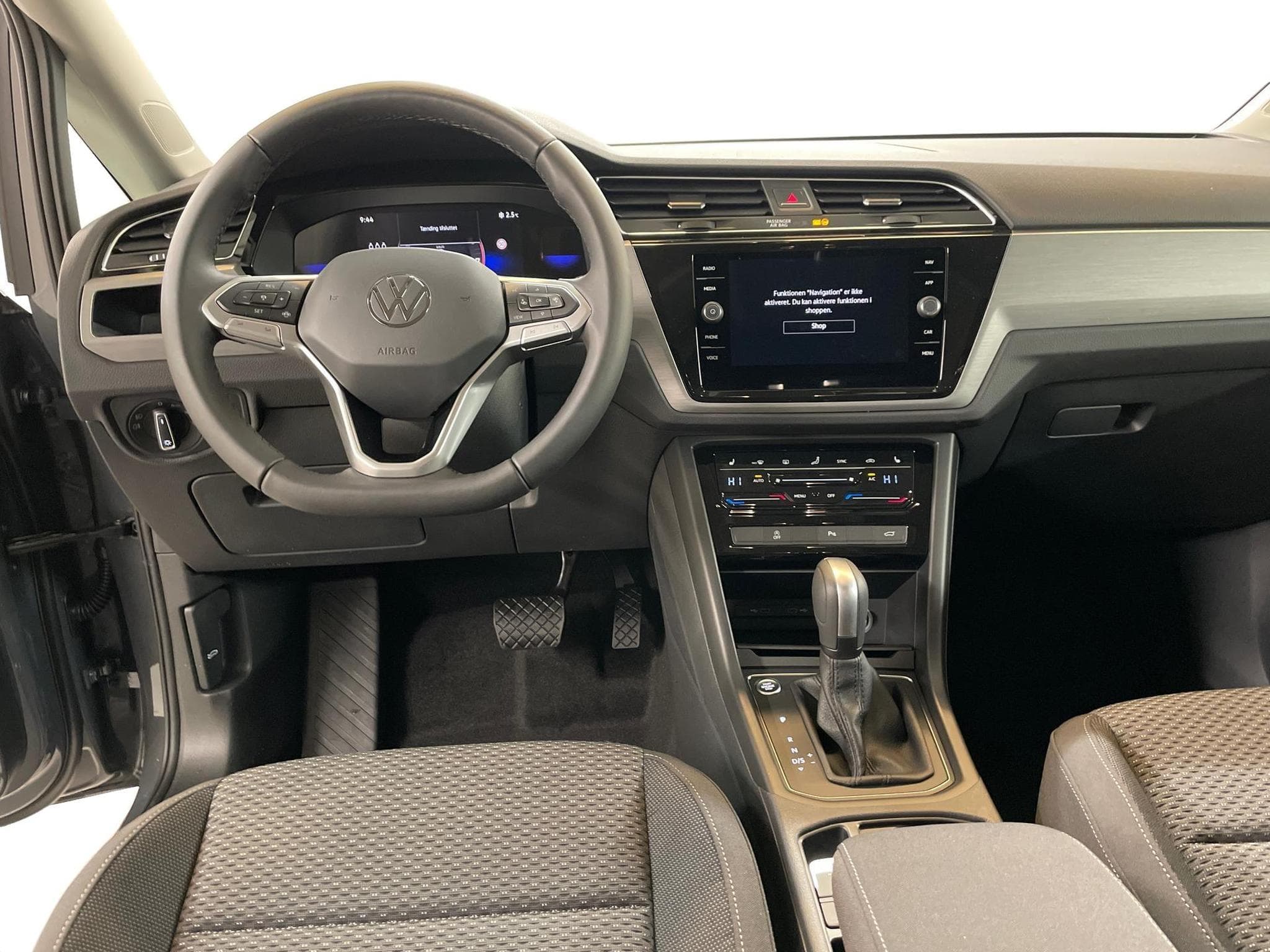 VW Touran Comfortline Edition (2026) - Photo 14