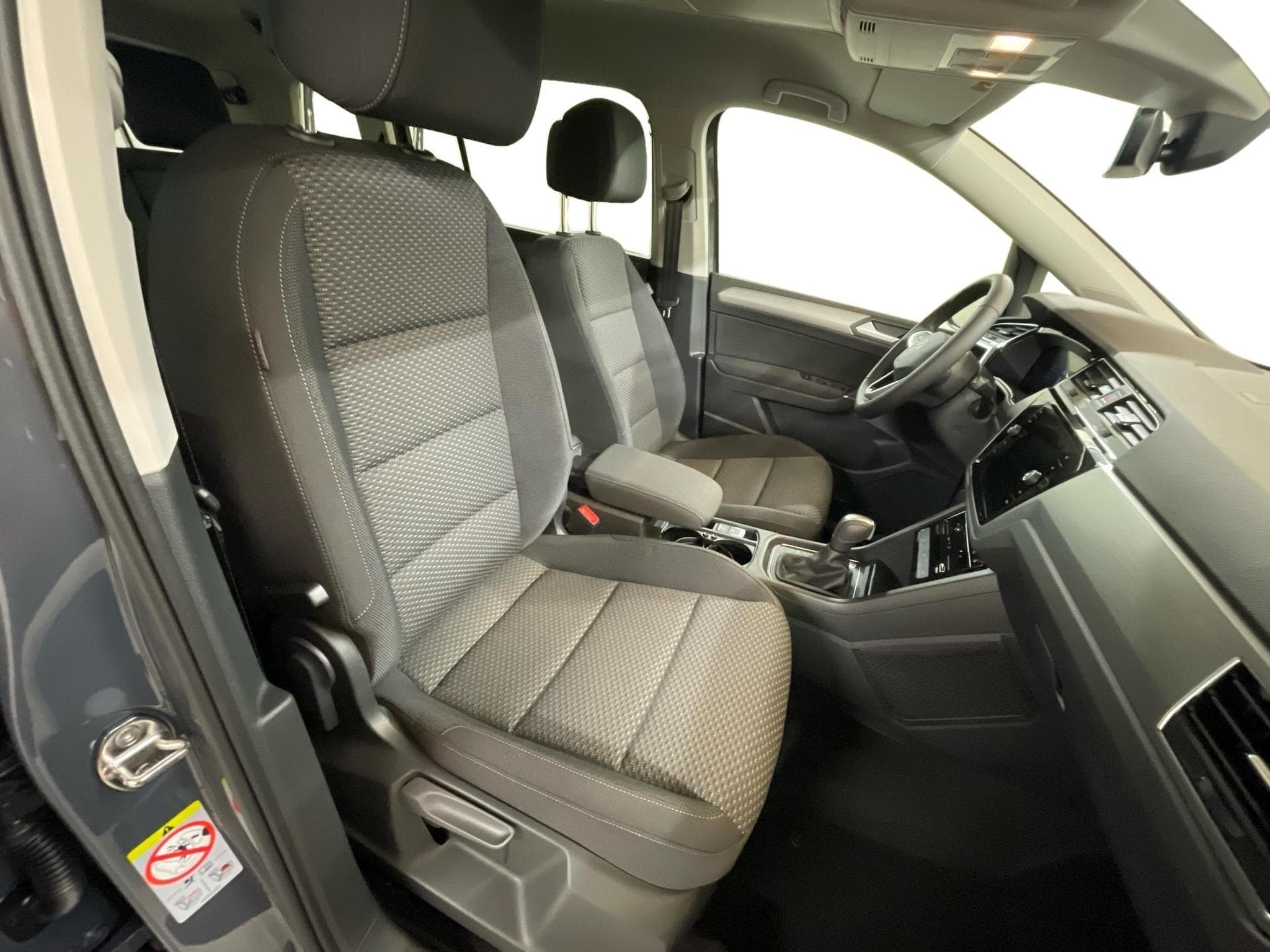 VW Touran Comfortline Edition (2026) - Photo 18