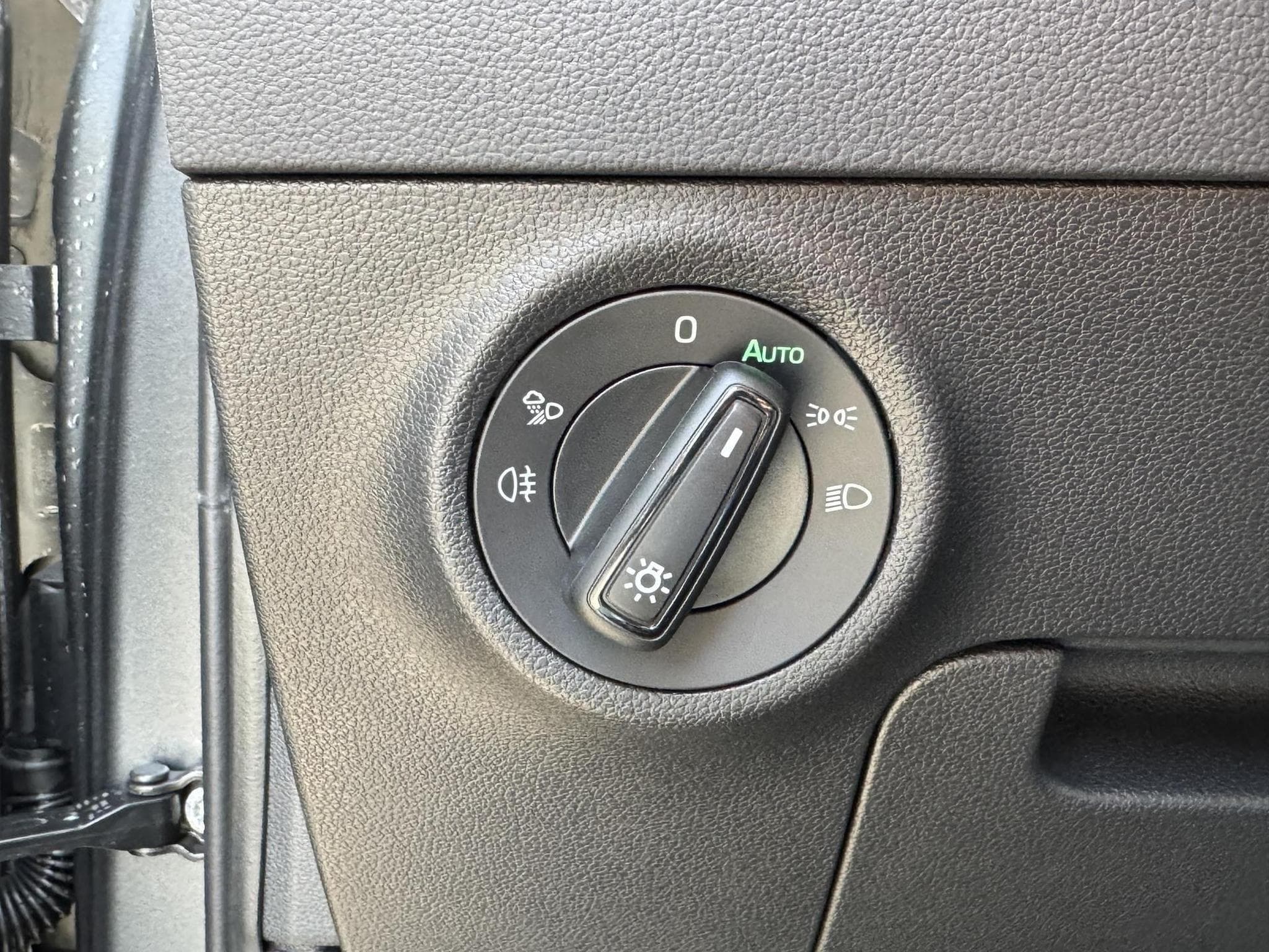 Skoda Karoq 2,0 TSI 4x4 (2026) - Photo 24