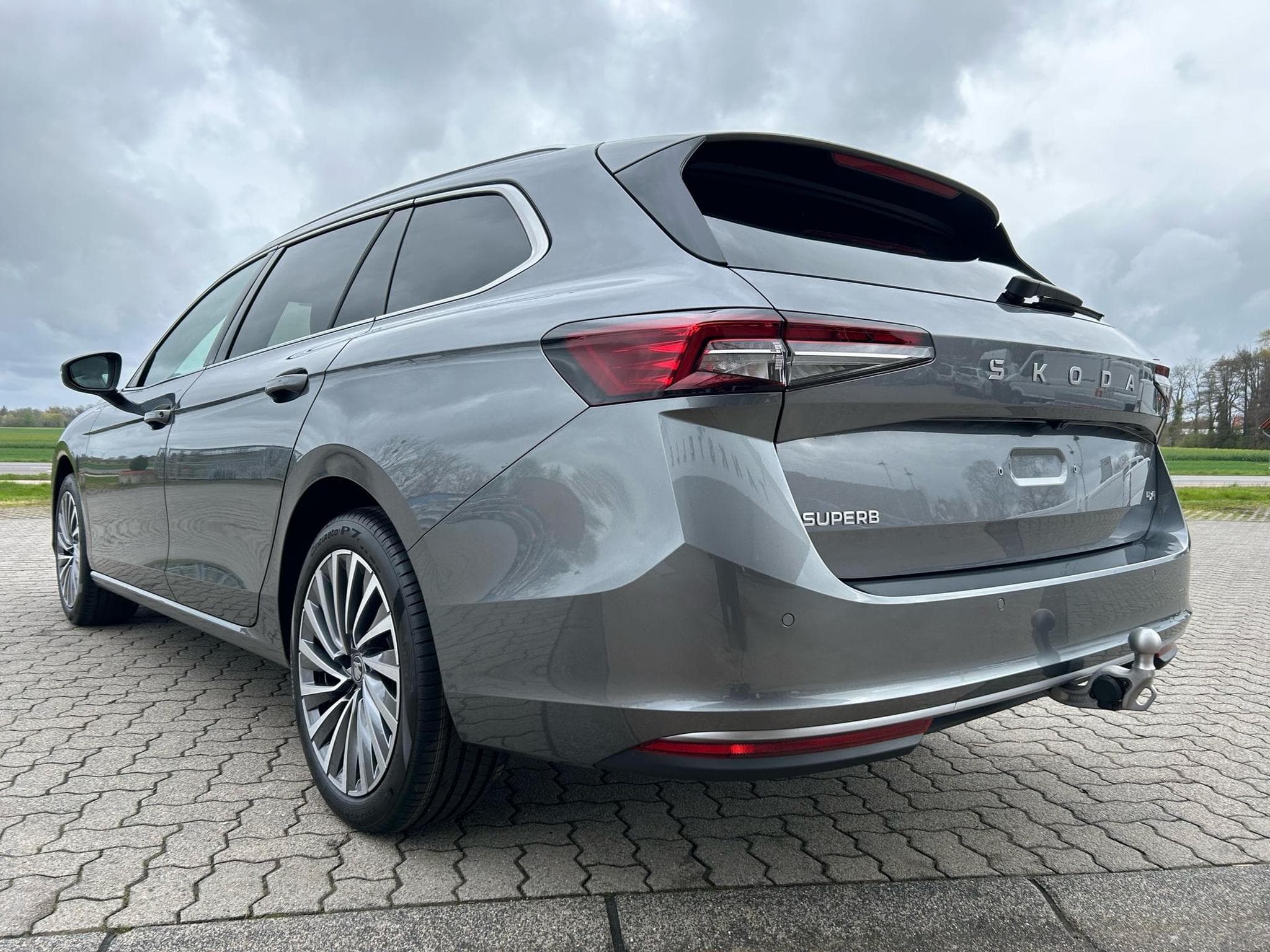 Skoda Superb L&K (2026) - Photo 17