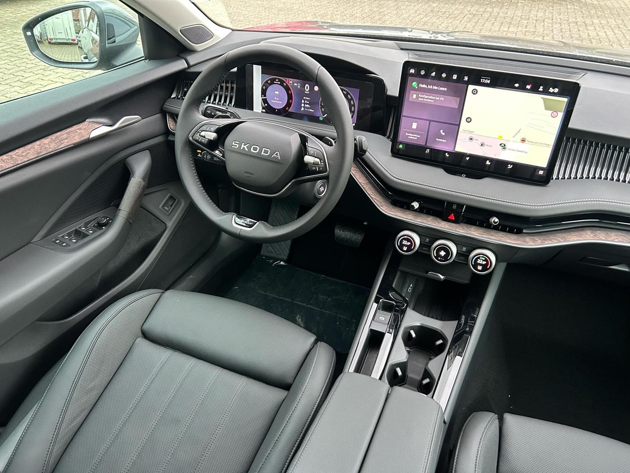 Skoda Superb L&K (2026) - Photo 2