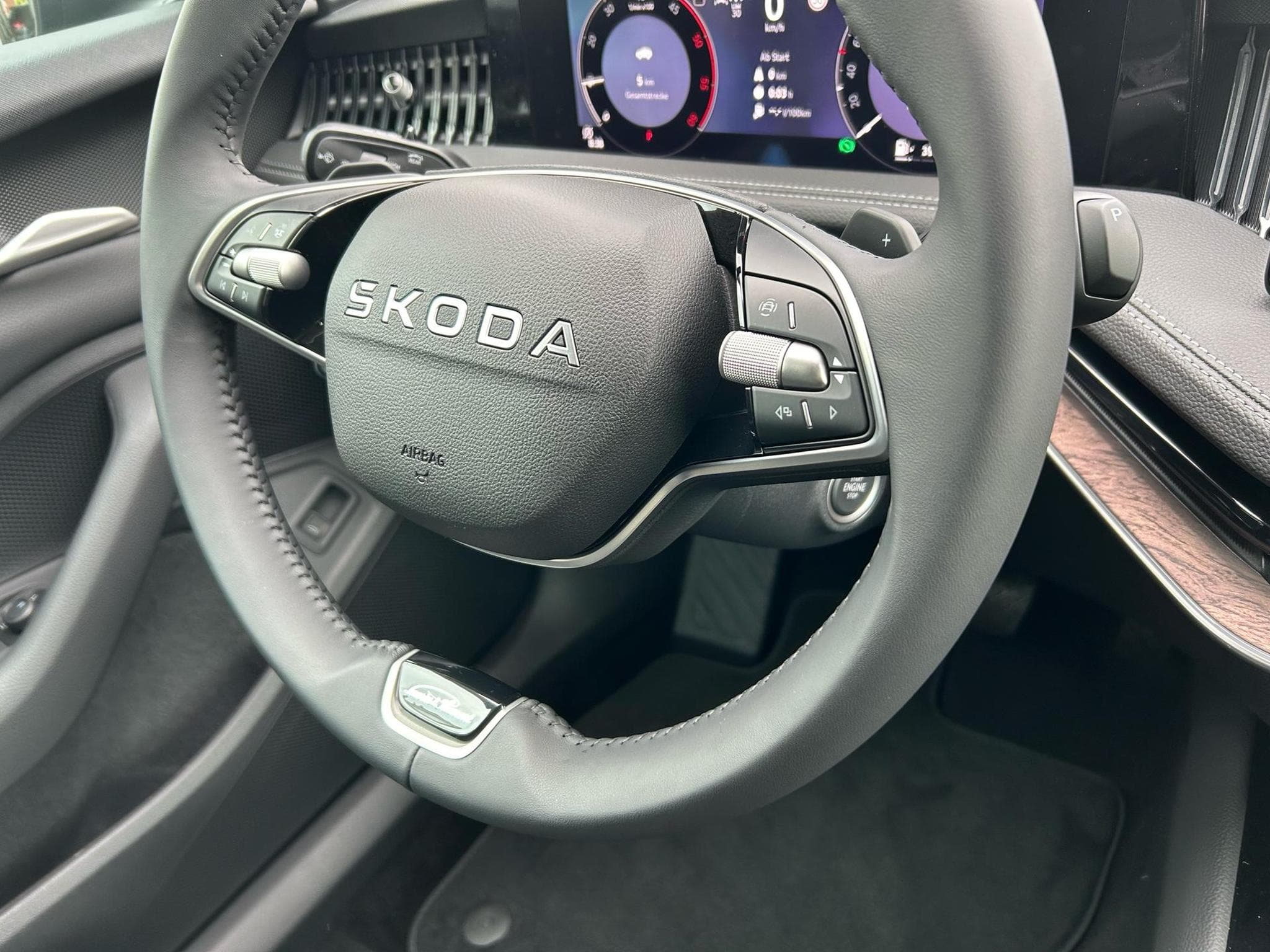 Skoda Superb L&K (2026) - Photo 7