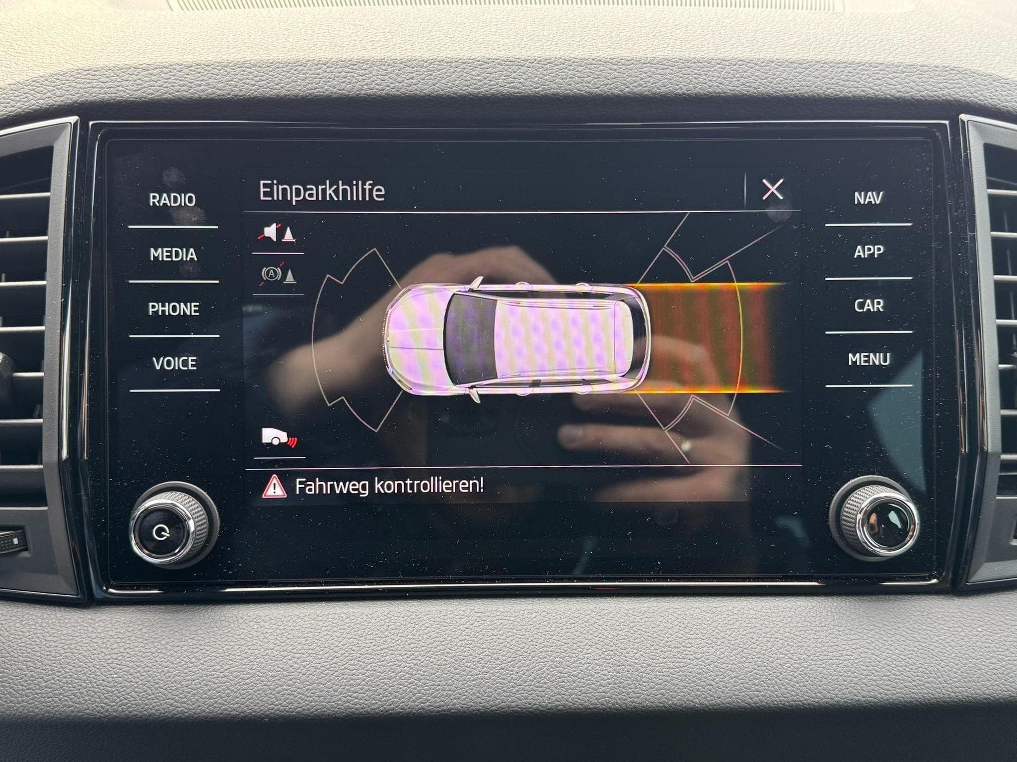 Skoda Karoq 2,0 TSI 4x4 (2026) - Photo 16