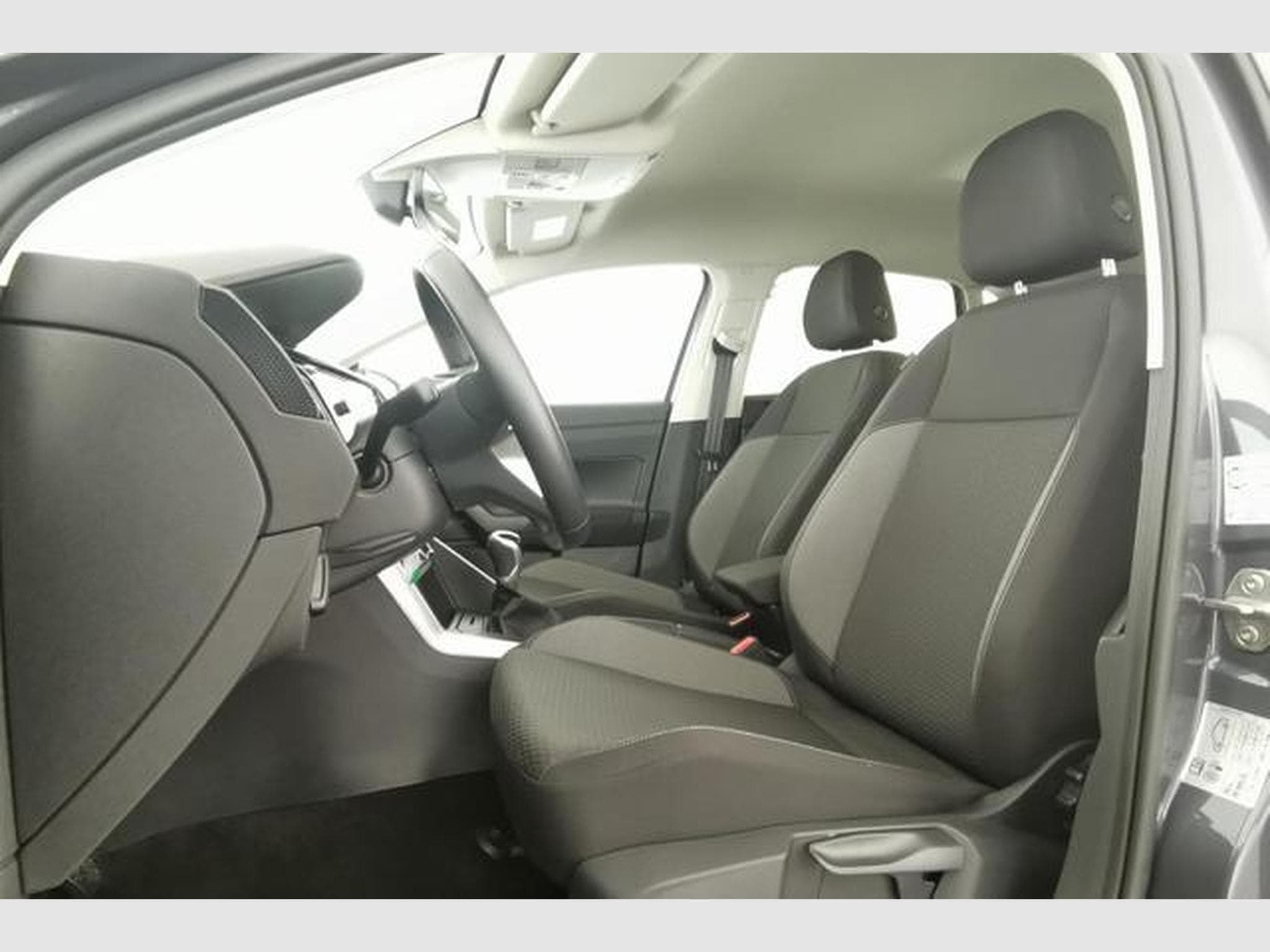 VW Polo LIFE (2025) - Photo 9