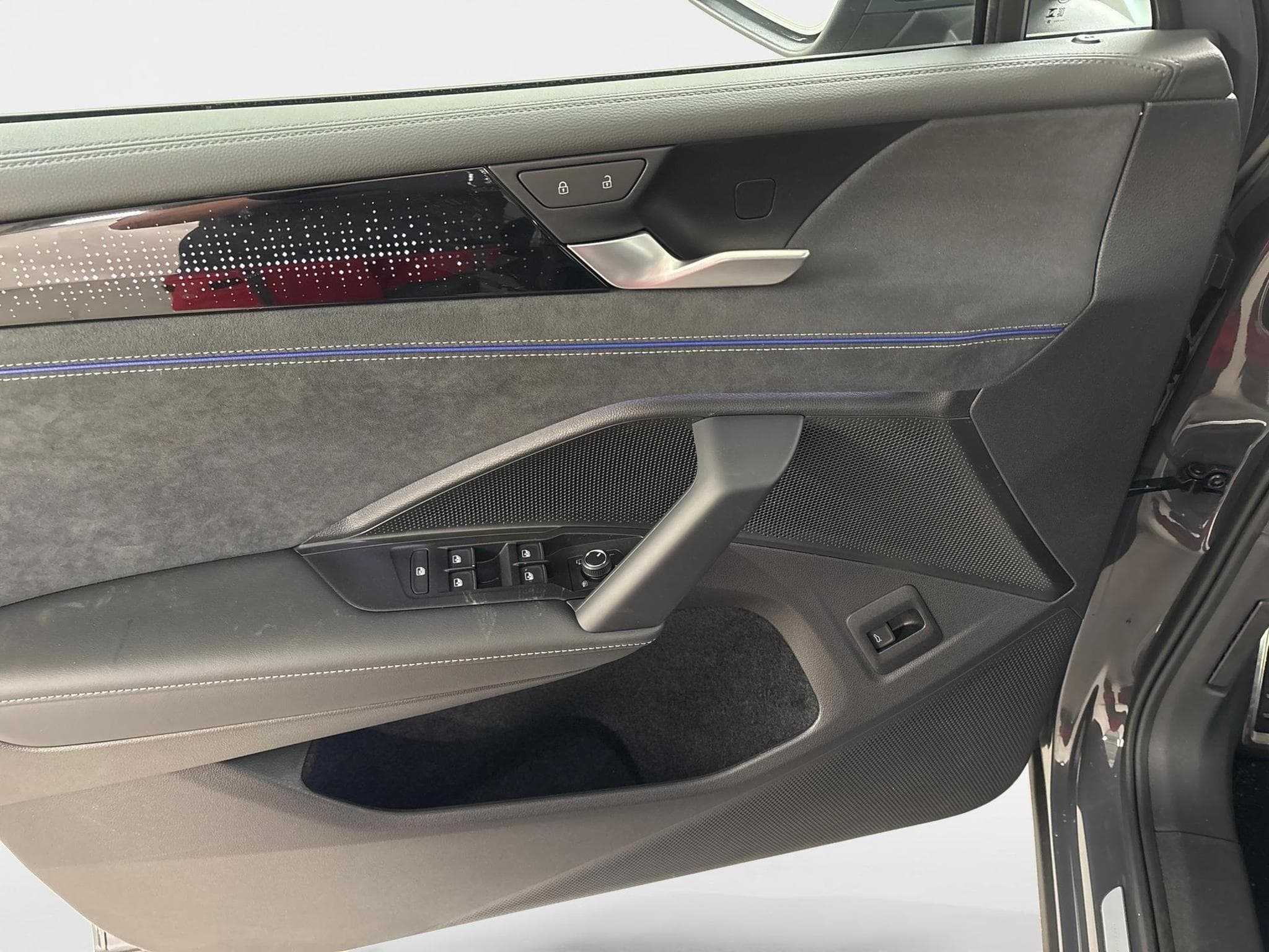 VW Tiguan R-Line (2026) - Foto 19