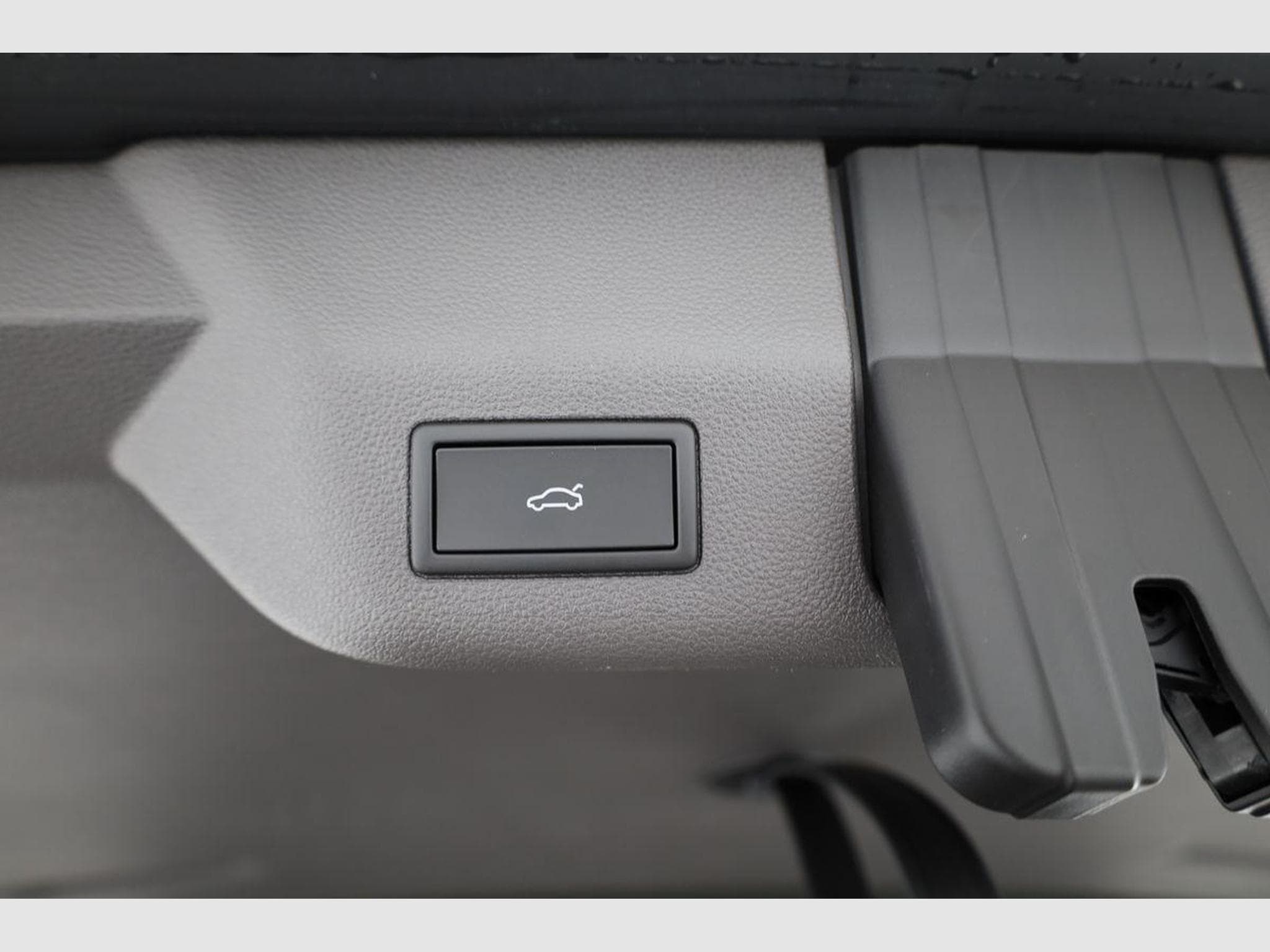 VW T7 eHybrid 4M Business, (2026) - Photo 12