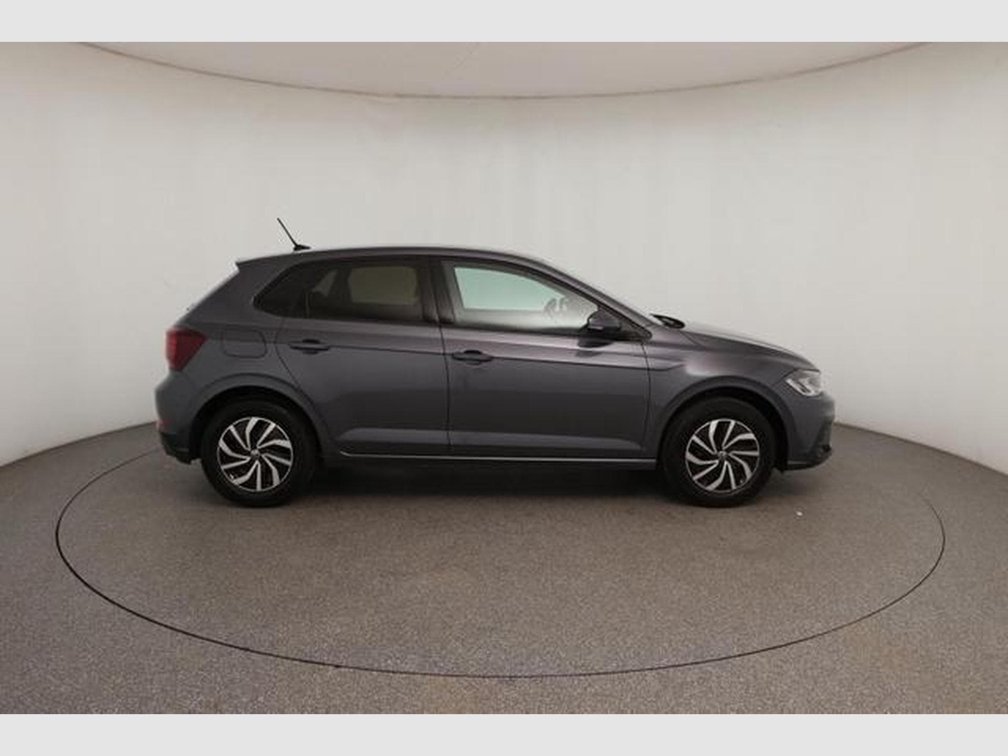 VW Polo LIFE (2025) - Photo 8