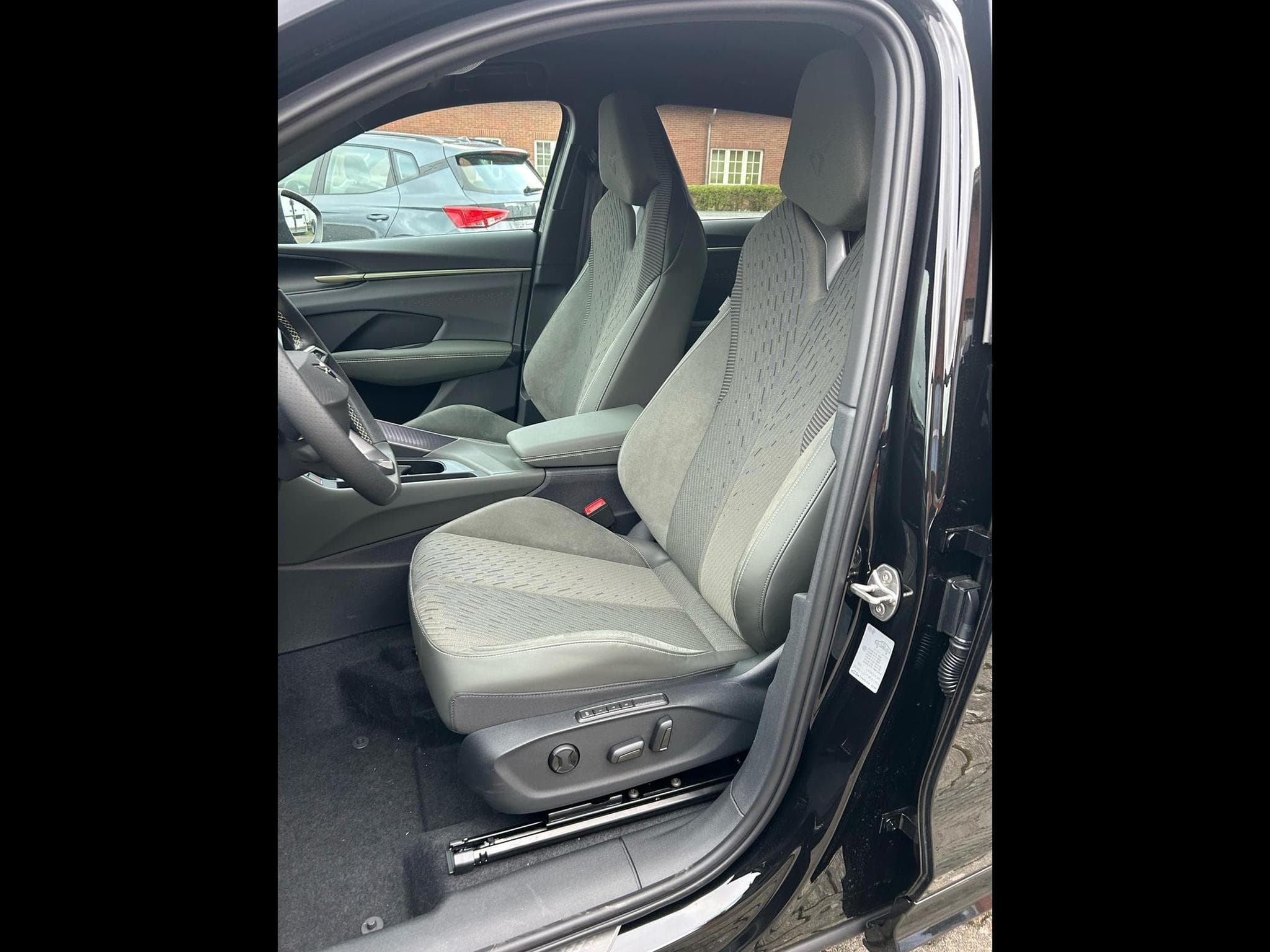 Cupra Terramar Tribe Edition (2026) - Foto 1