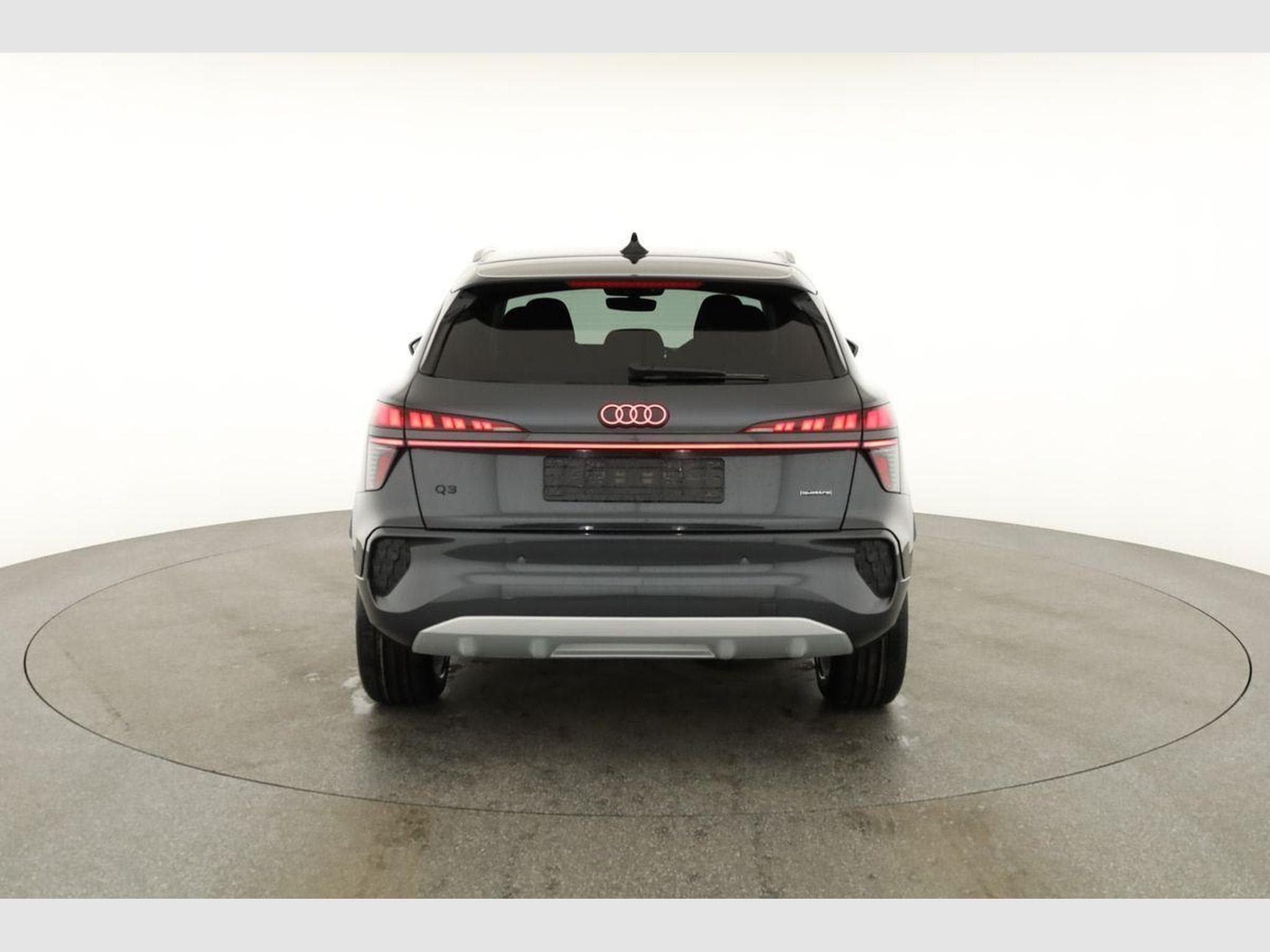 Audi Q3 TFSI quattro 150 kW (2026) - Photo 17
