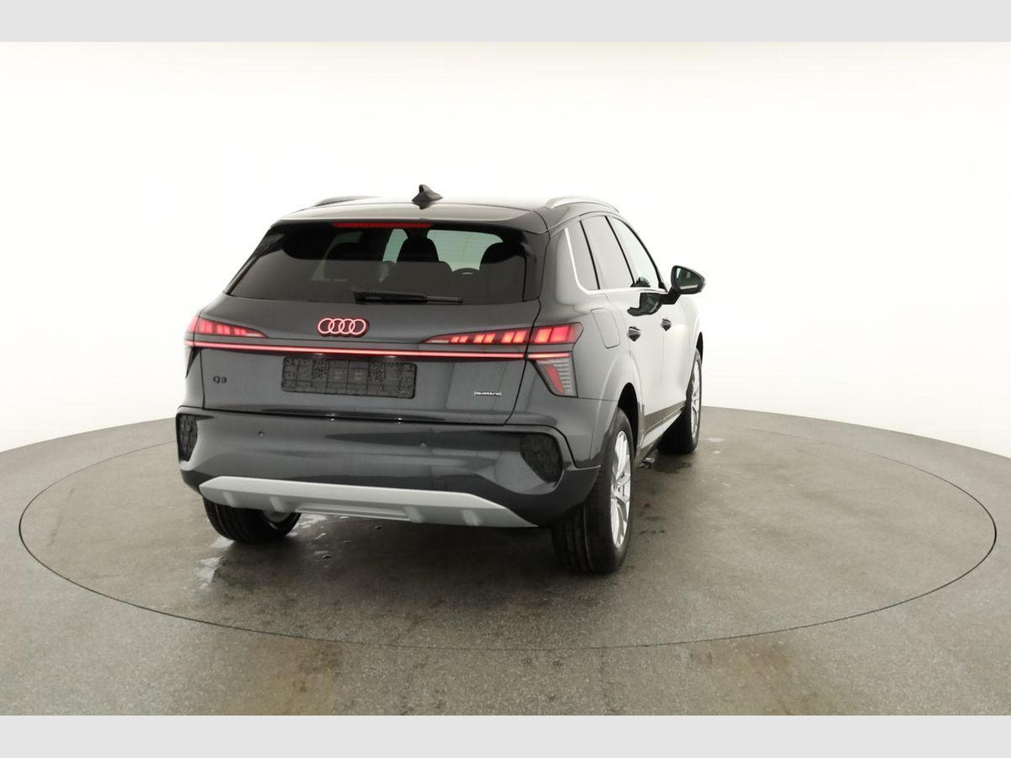 Audi Q3 TFSI quattro 150 kW (2026) - Photo 18