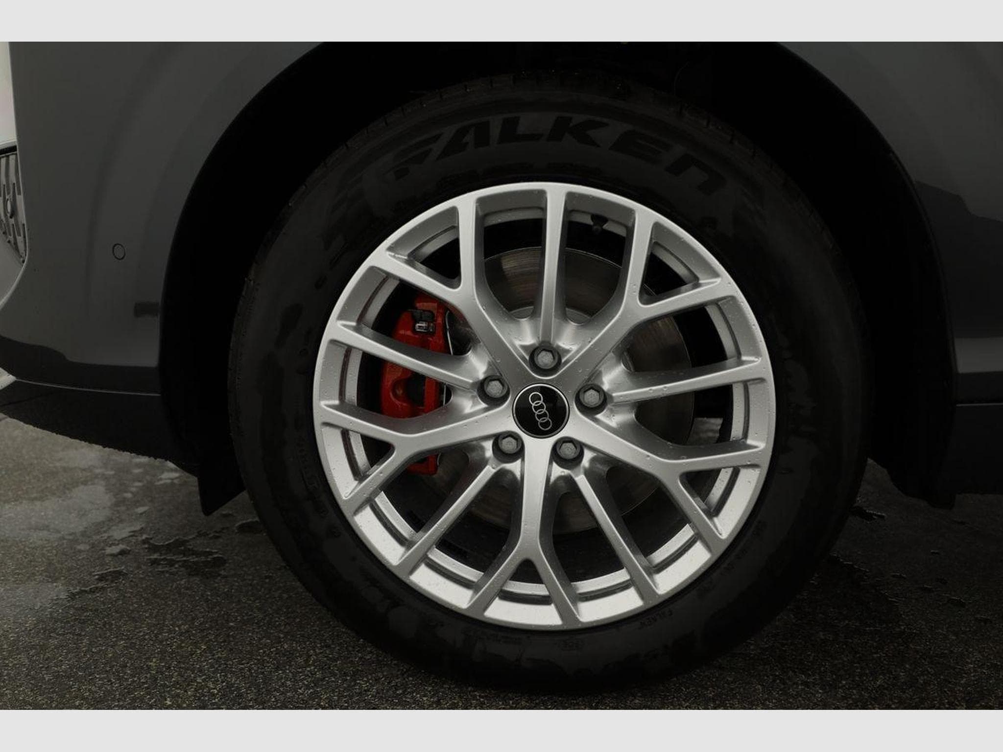 Audi Q3 TFSI quattro 150 kW (2026) - Photo 16