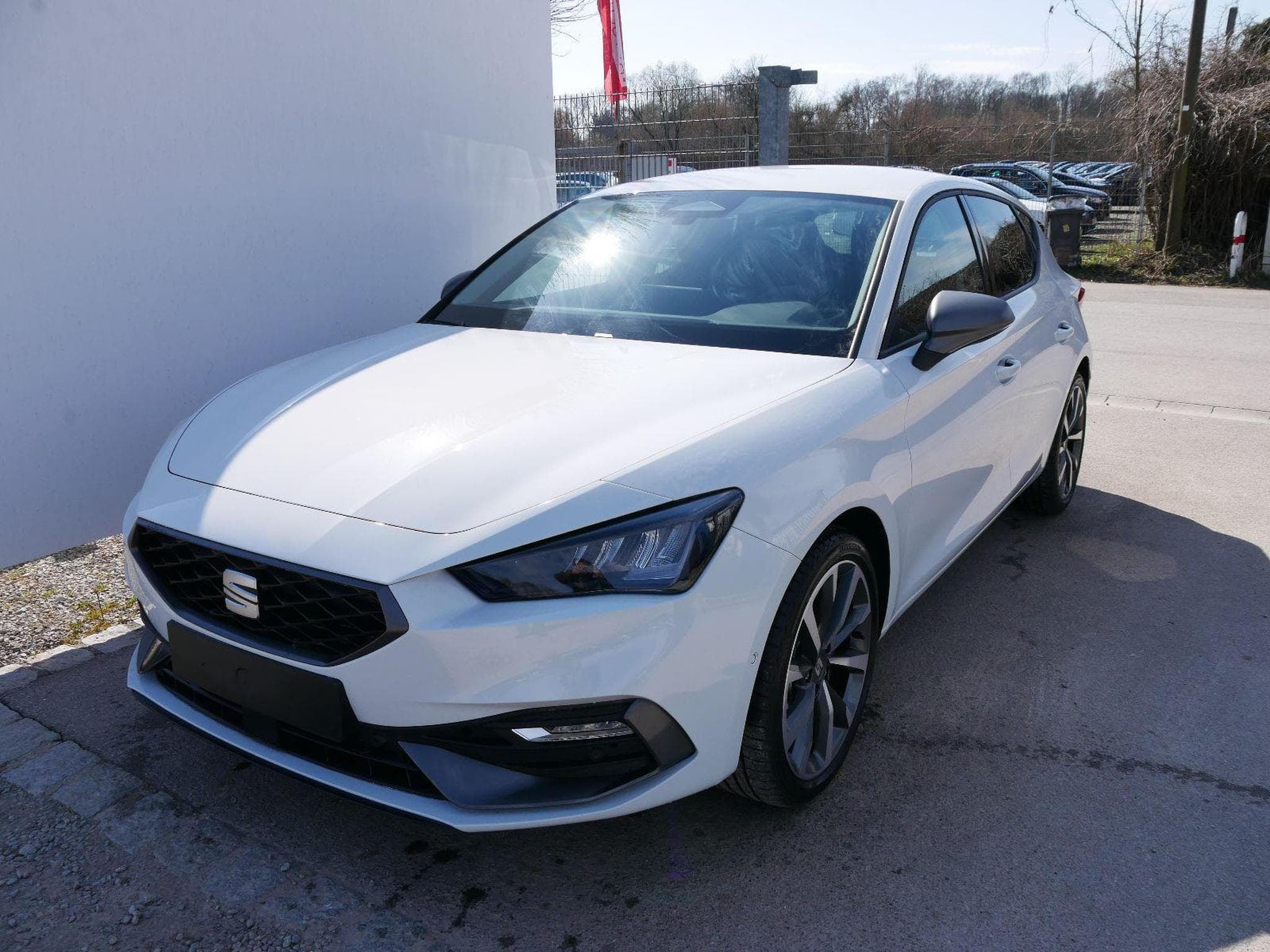 Seat Leon FR 2.0 TDI DSG (2026) - Foto 1