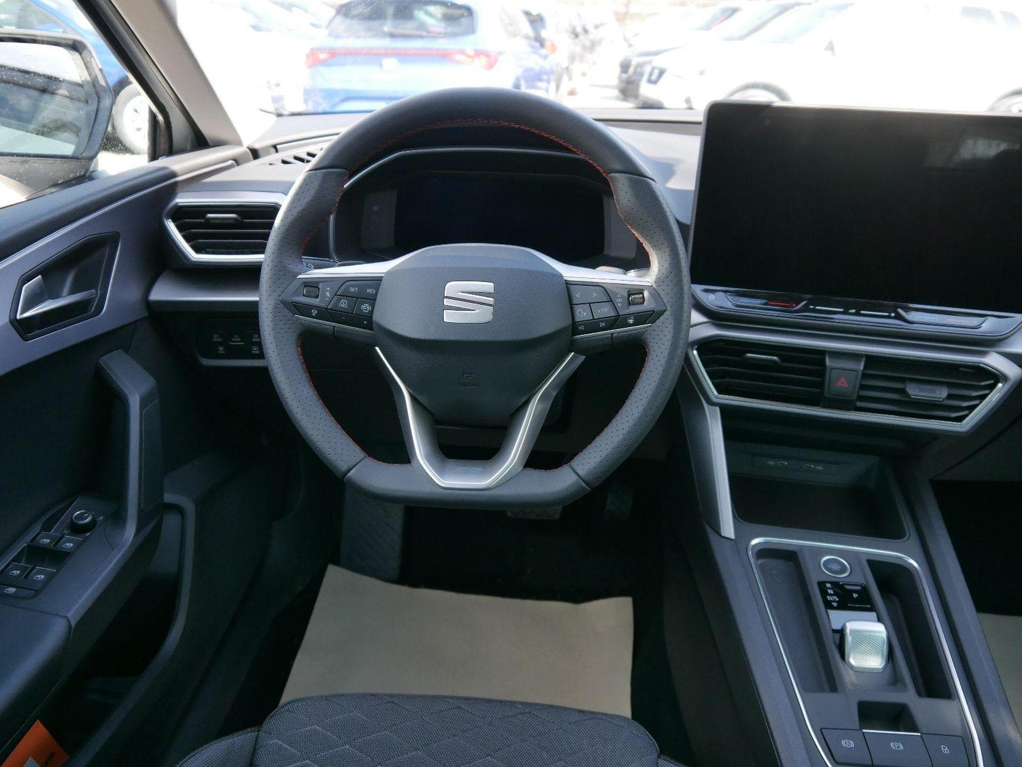 Seat Leon FR 2.0 TDI DSG (2026) - Foto 11