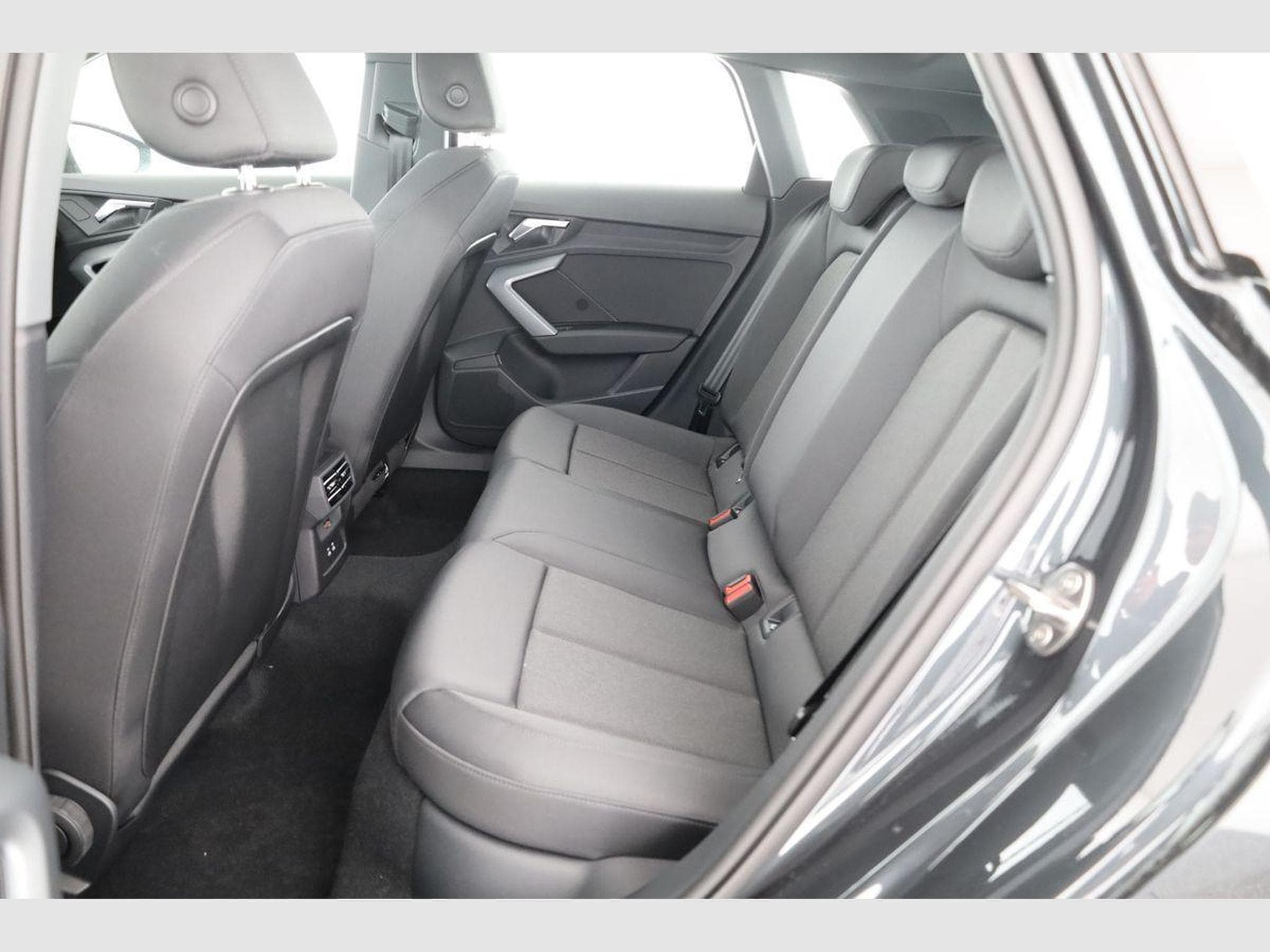 Audi A3 Sportback TFSI 110 kW (2025) - Foto 11