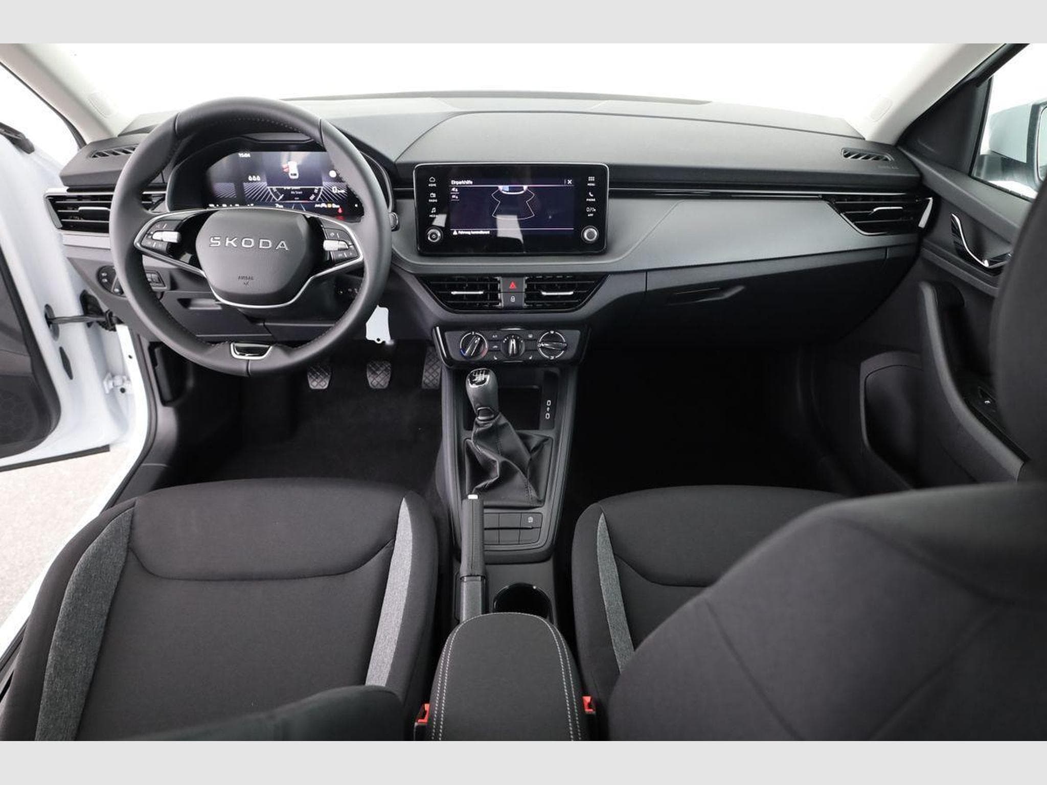 Skoda Scala Essence (2026) - Foto 4