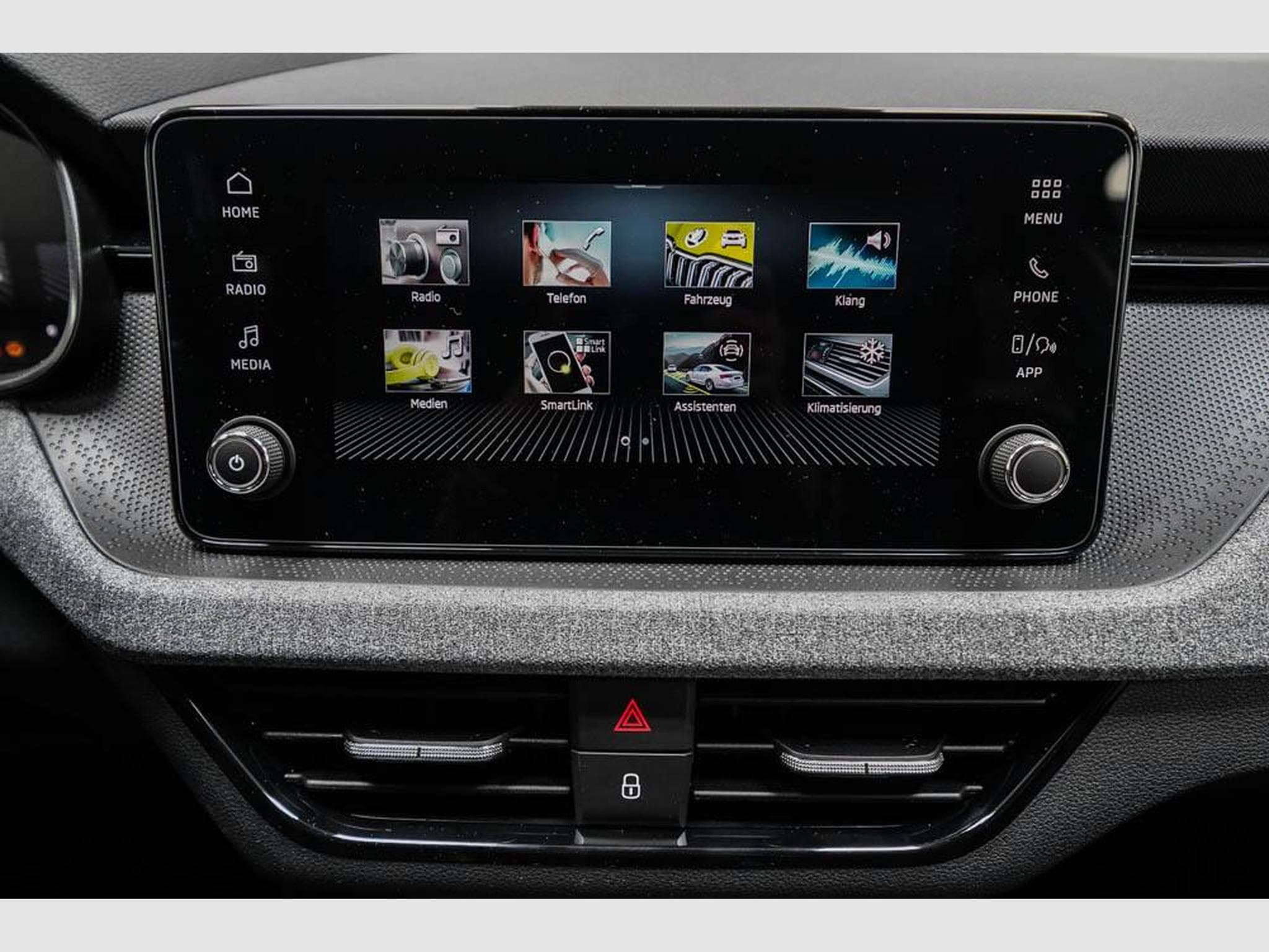 Skoda Scala 1,0 TSI DSG (2026) - Photo 13