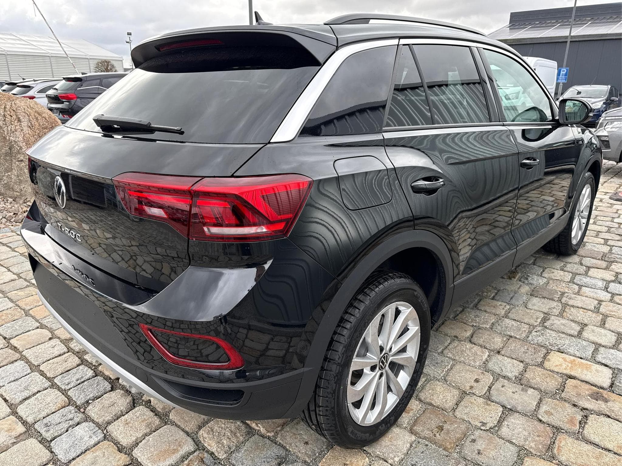 VW T-Roc Style 1,5 TSI (2026) - Photo 6