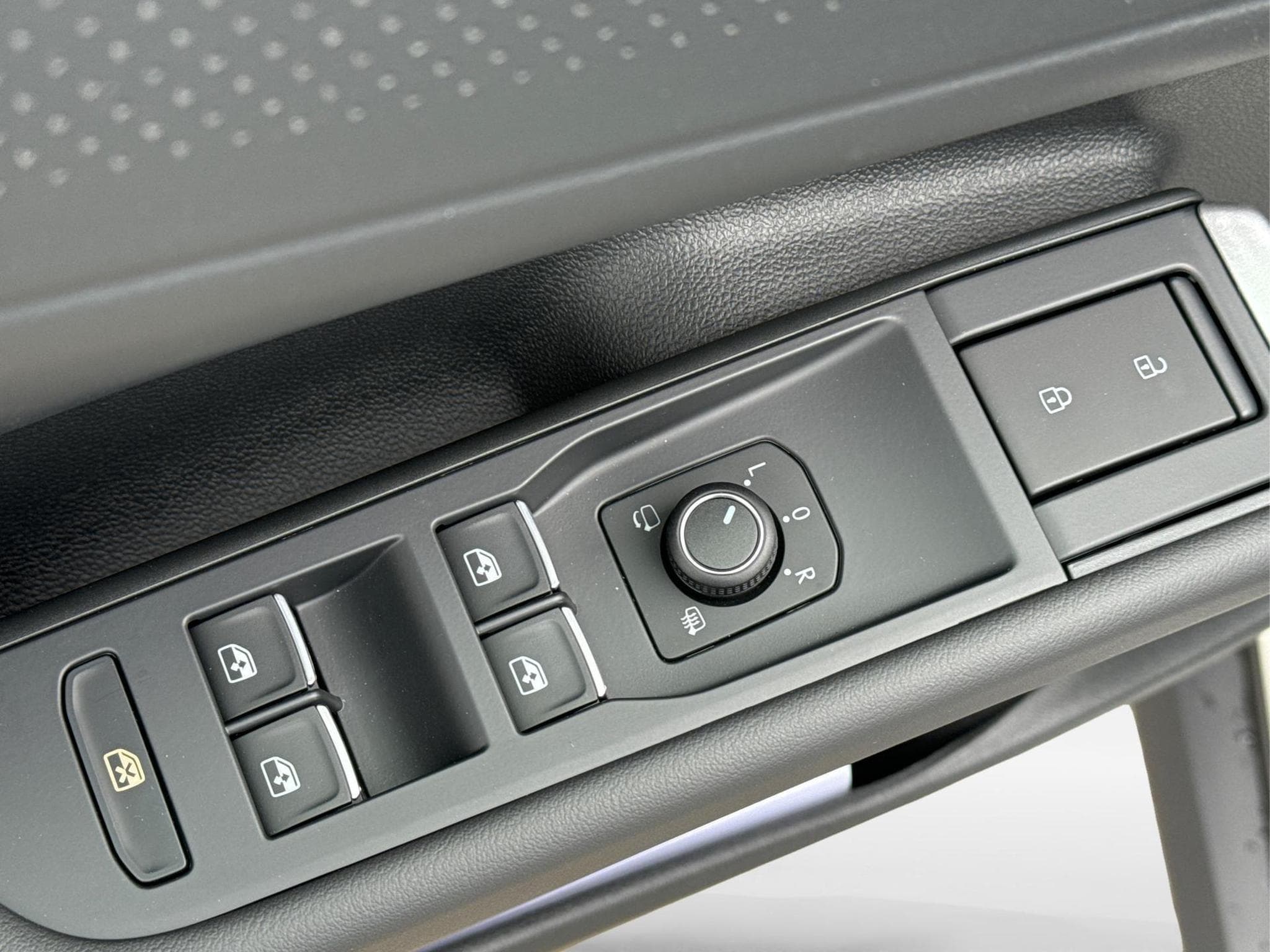 VW T-Roc R-Line (2026) - Photo 16