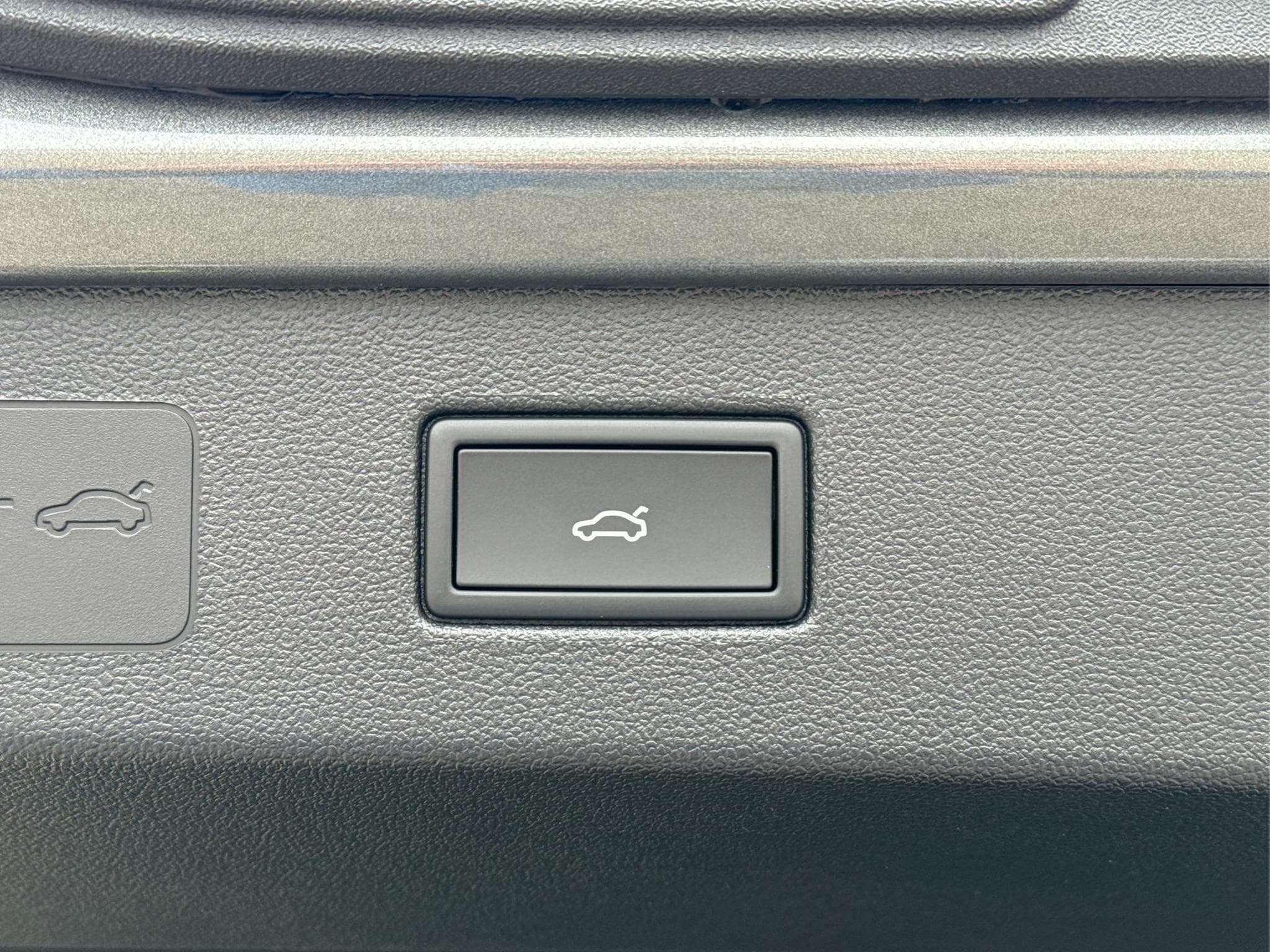 VW T-Roc R-Line (2026) - Photo 13