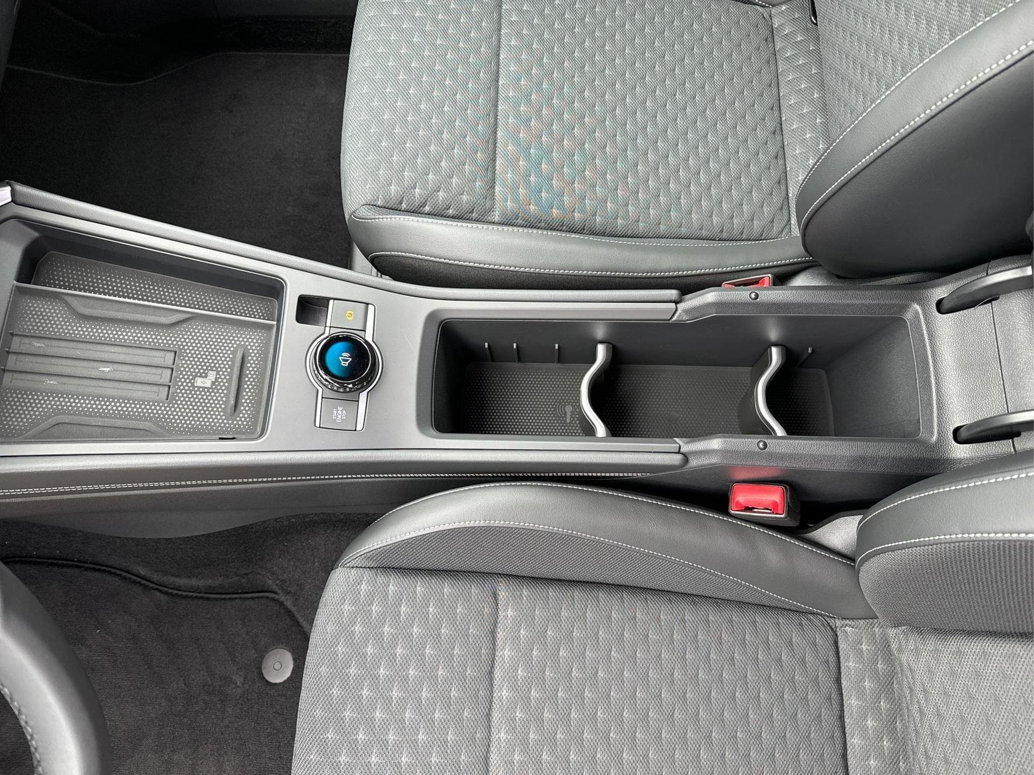 VW T-Roc R-Line (2026) - Photo 16