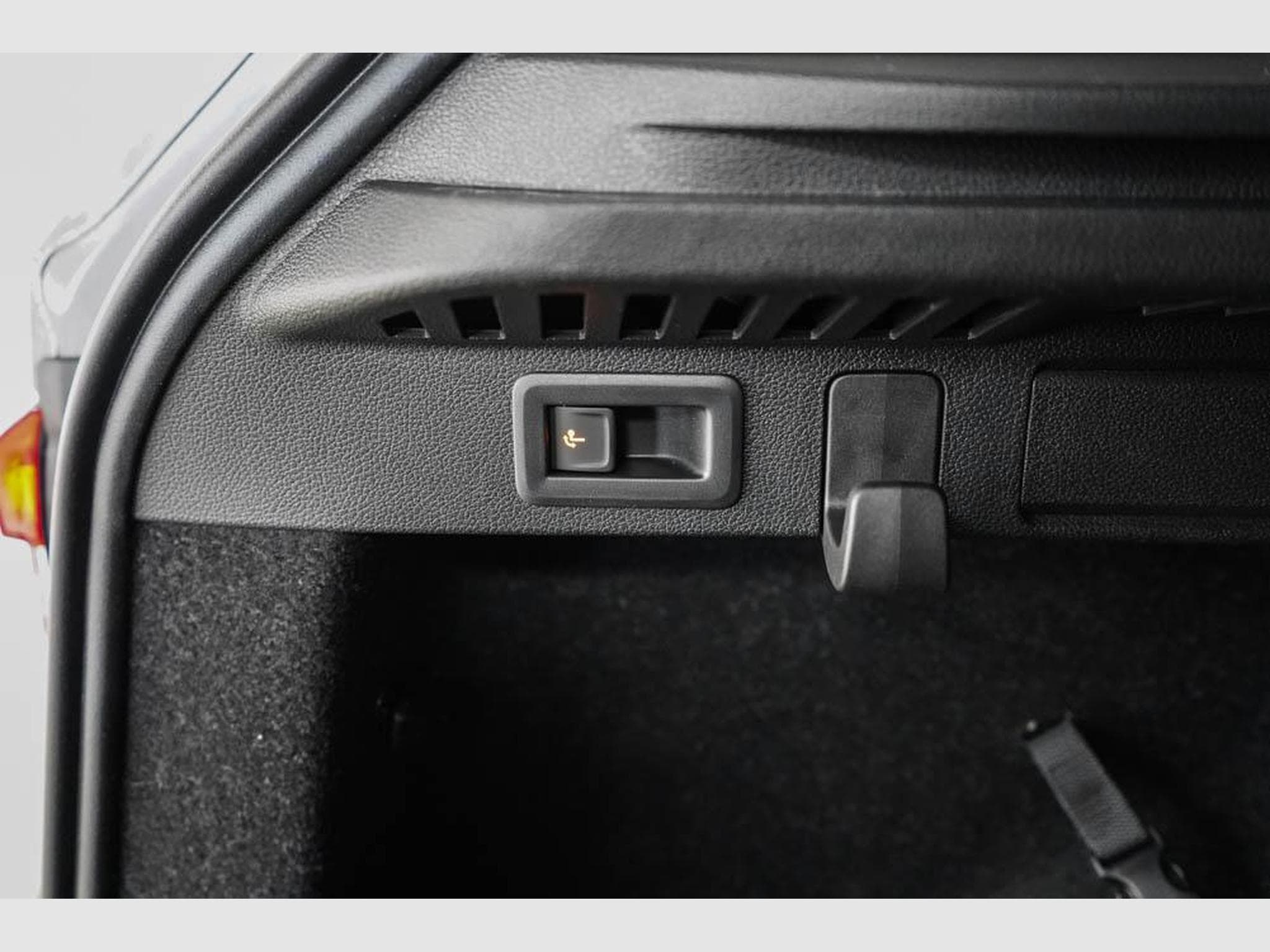 Skoda Kamiq 1,0 TSI DSG (2026) - Photo 18