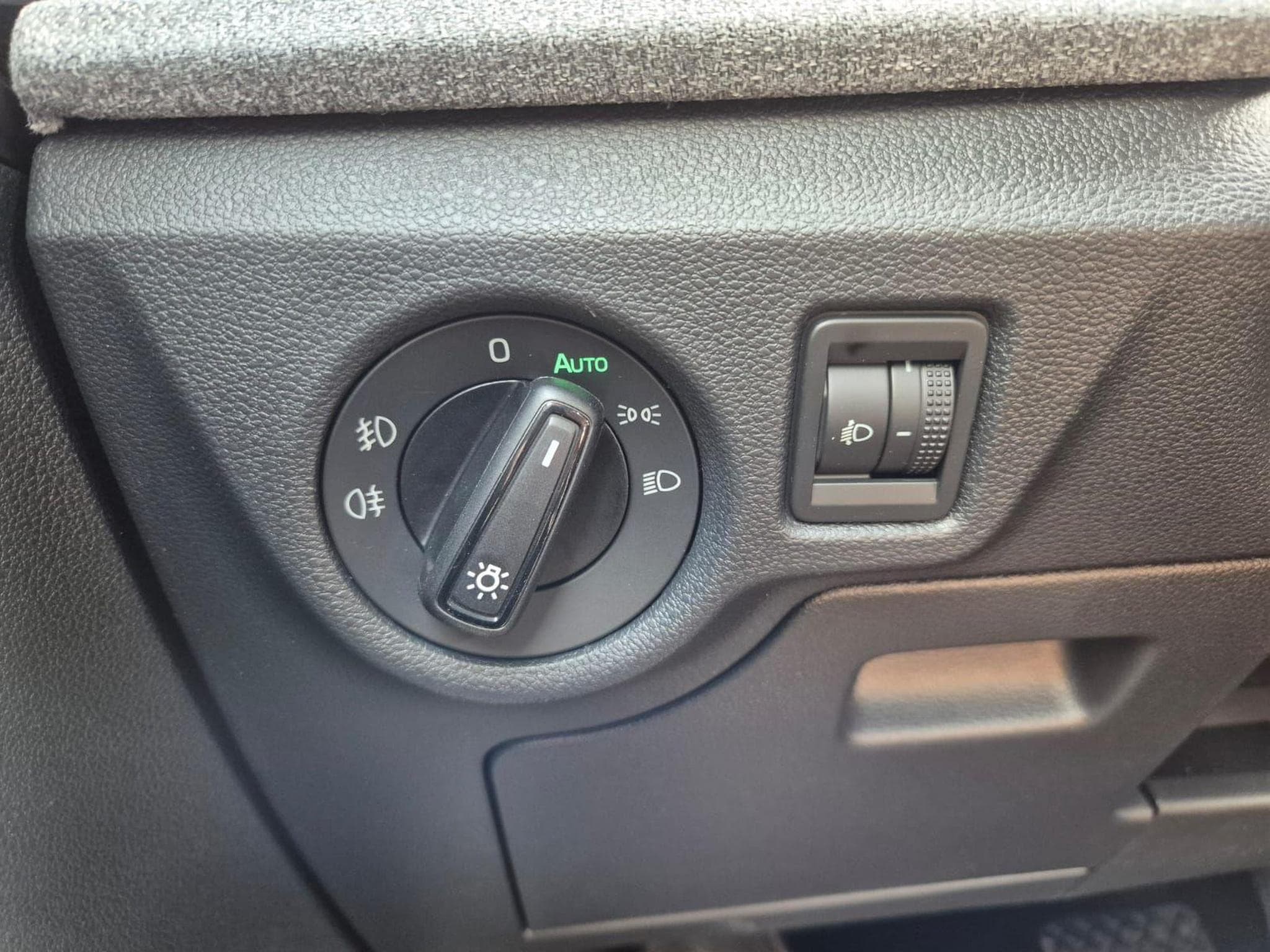 Skoda Kamiq 1.0 TSI 115PS (2026) - Photo 16