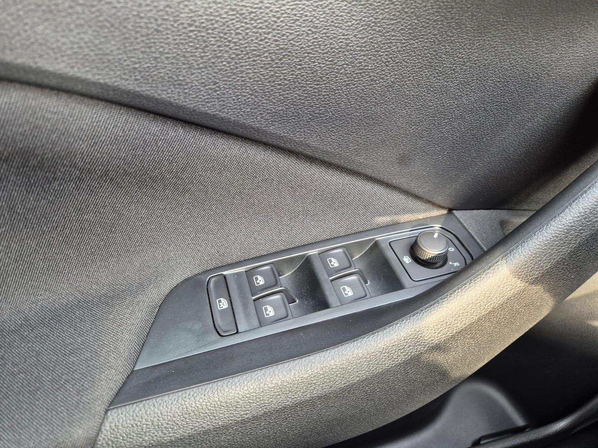 Skoda Kamiq 1.0 TSI 115PS (2026) - Photo 13