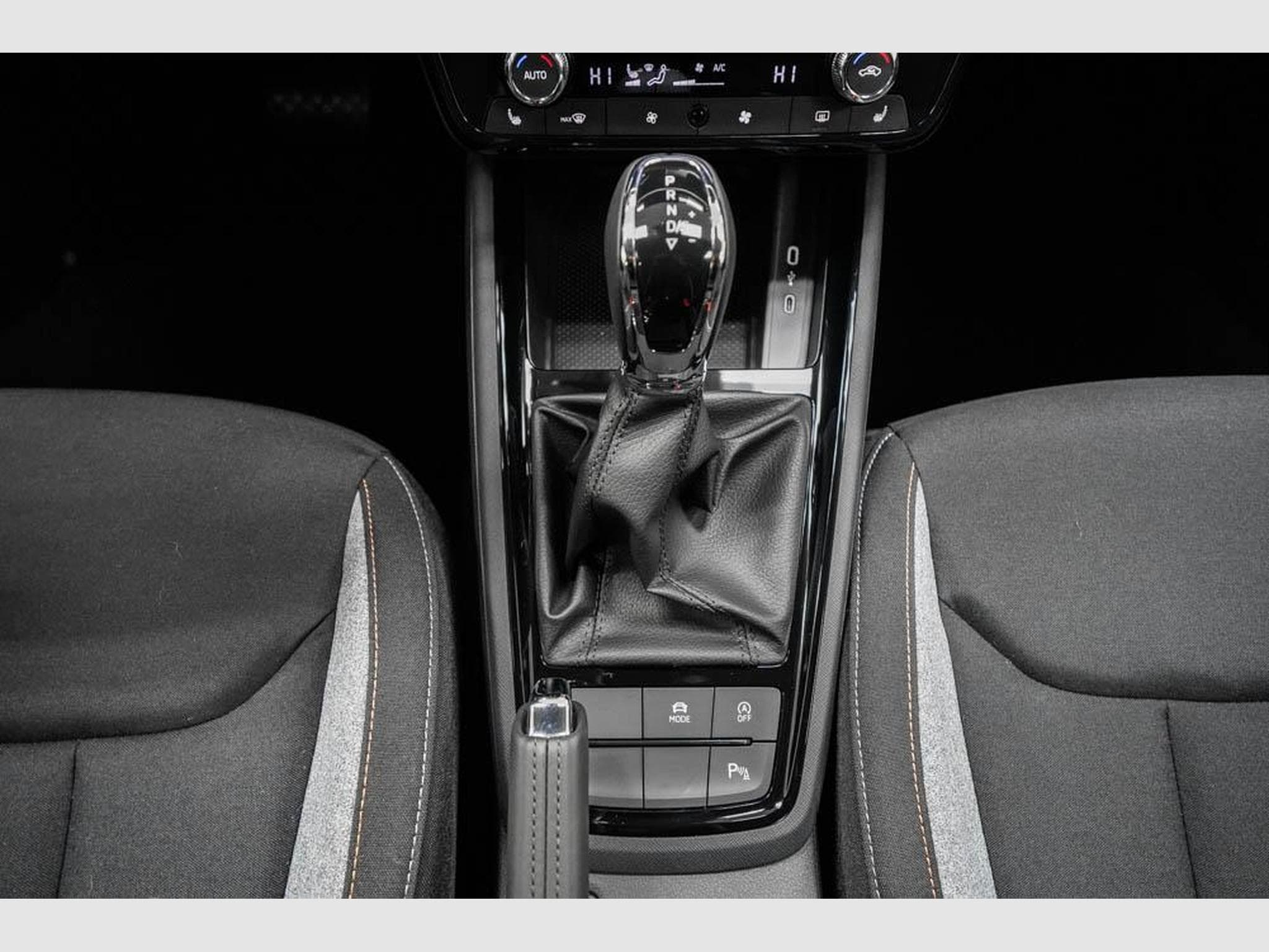 Skoda Kamiq 1,0 TSI DSG (2026) - Foto 11