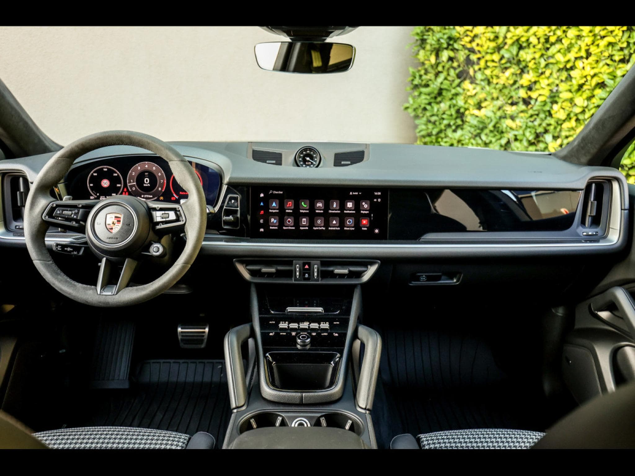 Porsche Cayenne S COUPE PACK SPORT ALLÉGÉ CARBONE - CRAYON (2023) - Photo 16