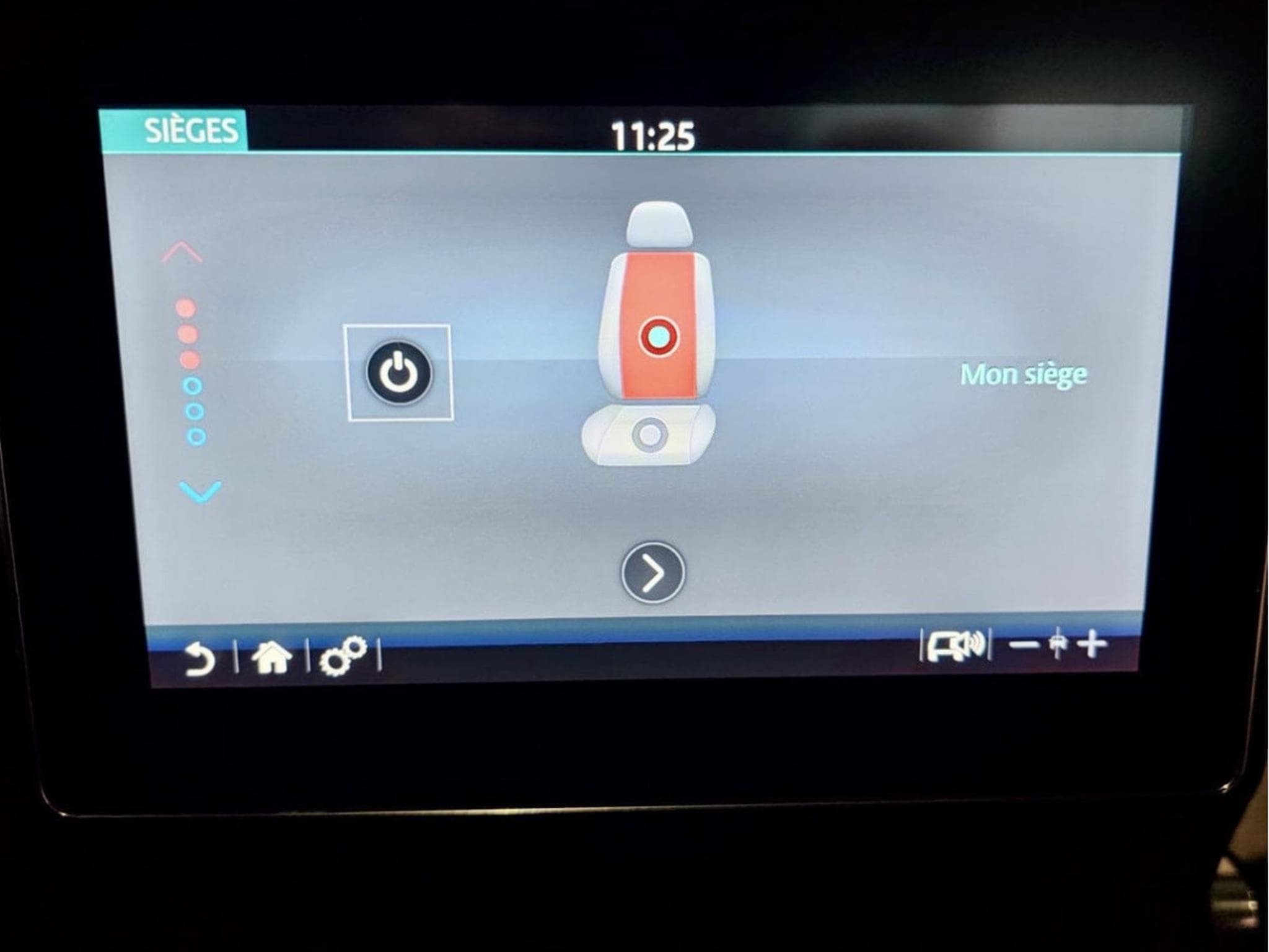 Land-Rover Range Rover 4.4 SDV8 VOGUE AUTOBIOGRAPHY FULL OPTIONS (2018) - Photo 15