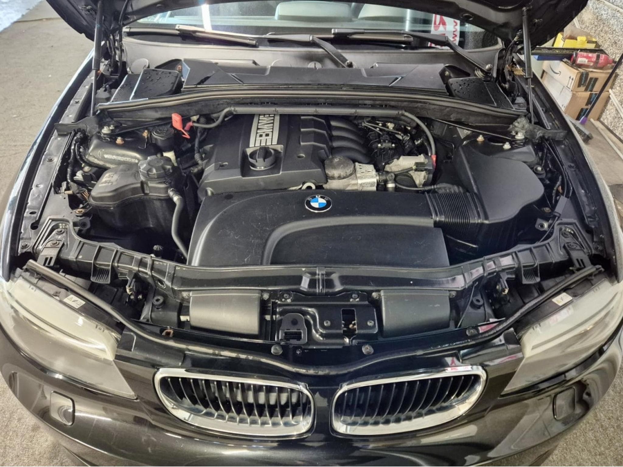 BMW 118 i CABRIO M SPORT PAKET AUTO NAVI XENON (2011) - Photo 13