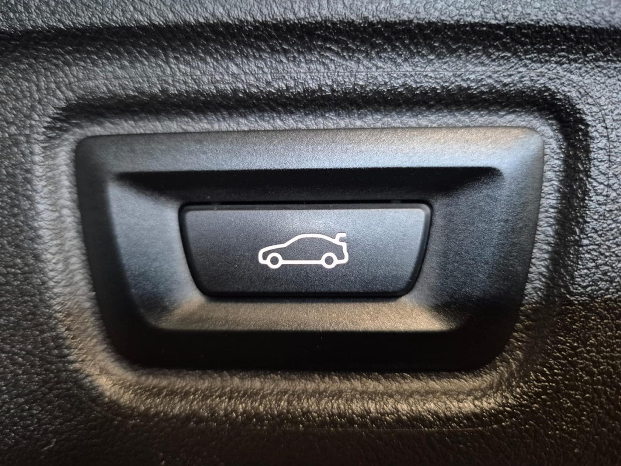 BMW 320 D TOURING M SPORT PAKET PANO CUIR NAVI (2025) - Photo 24