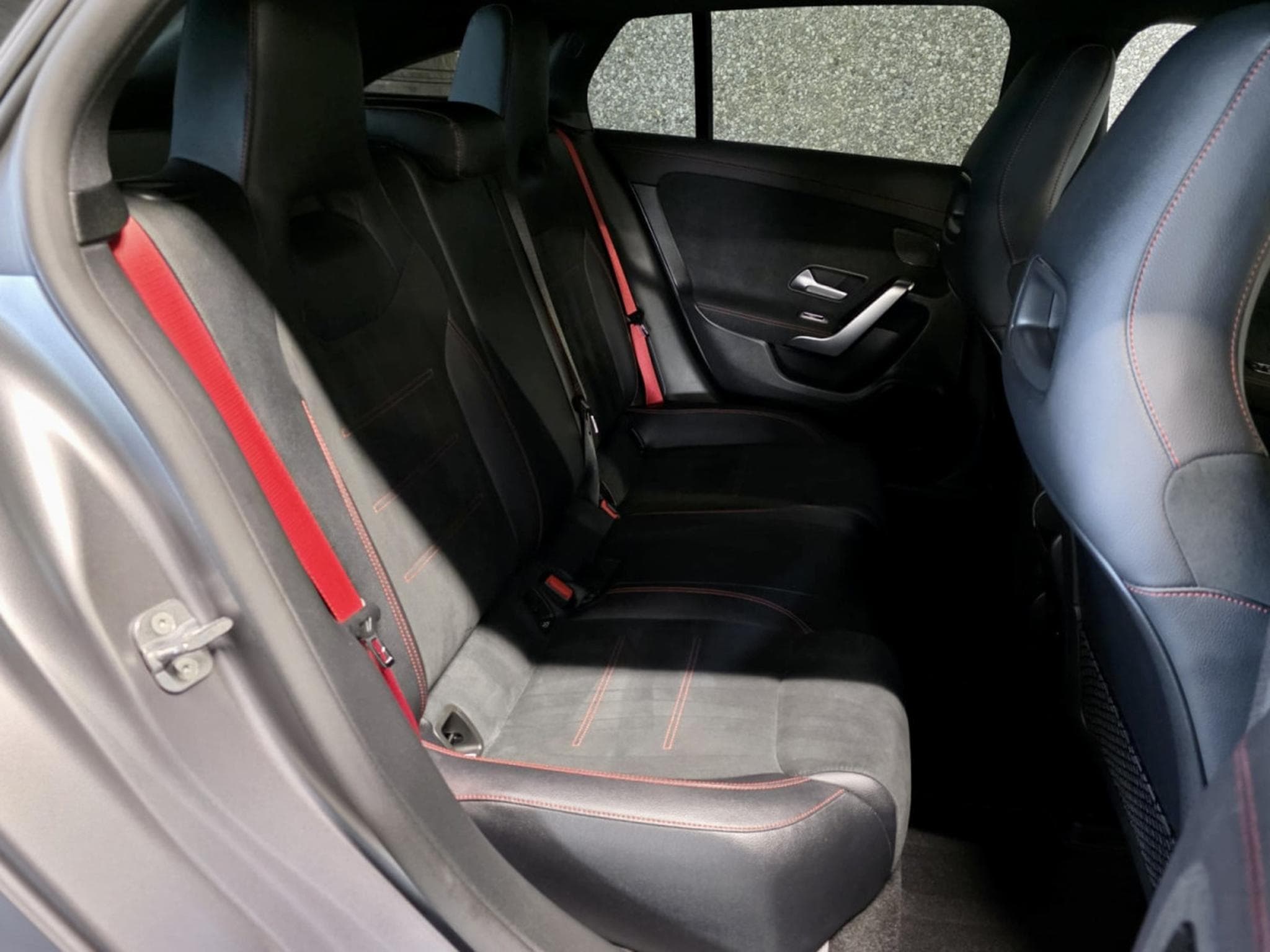 Mercedes CLA 35 AMG 4MATIC TURBO CUIR NAVI (2022) - Photo 5