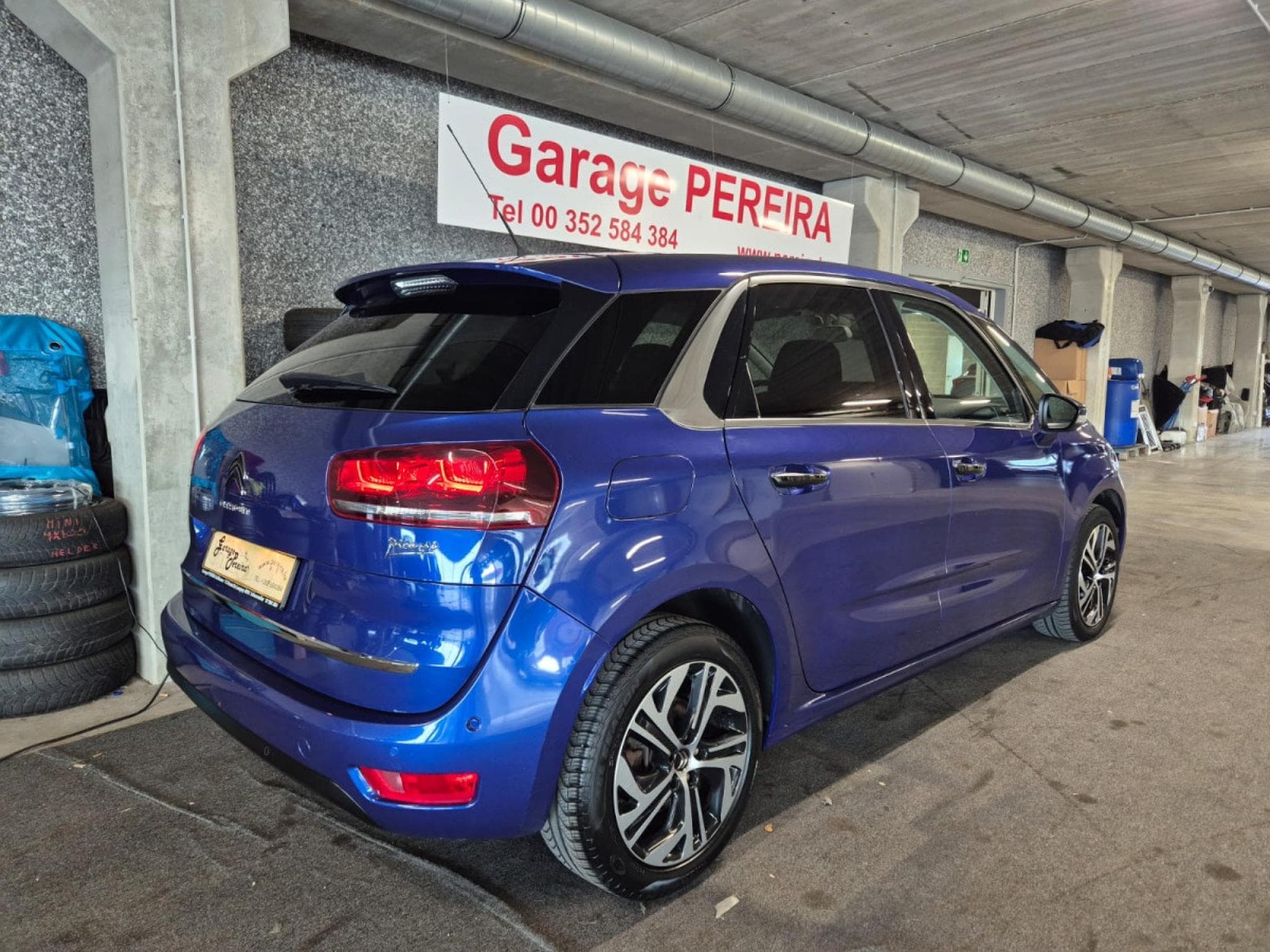 Citroën C4 Picasso 1.6 BLUEHDI 120 PANO LED NAVI (2017) - Photo 7