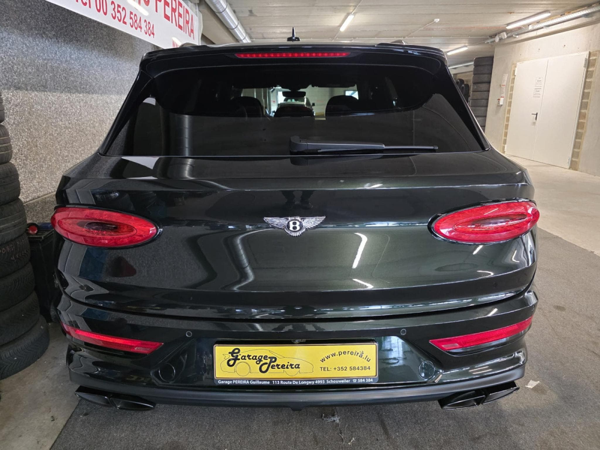 Bentley Bentayga Bentayga 4.0 V8 4WD PANO CUIR COC SOFTCLOSE (2023) - Foto 4