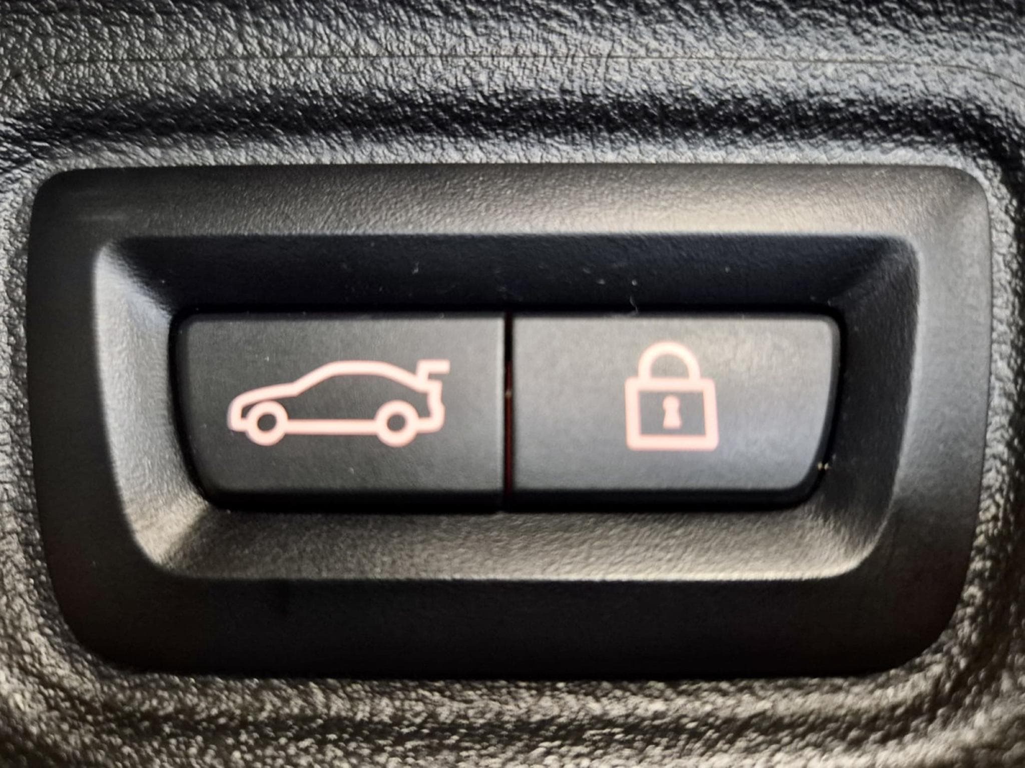 BMW 330 D 6 cyl XDRIVE TOURING M SPORT PAKET HEAD UP CUIR NAVI 1 HAN (2021) - Foto 13