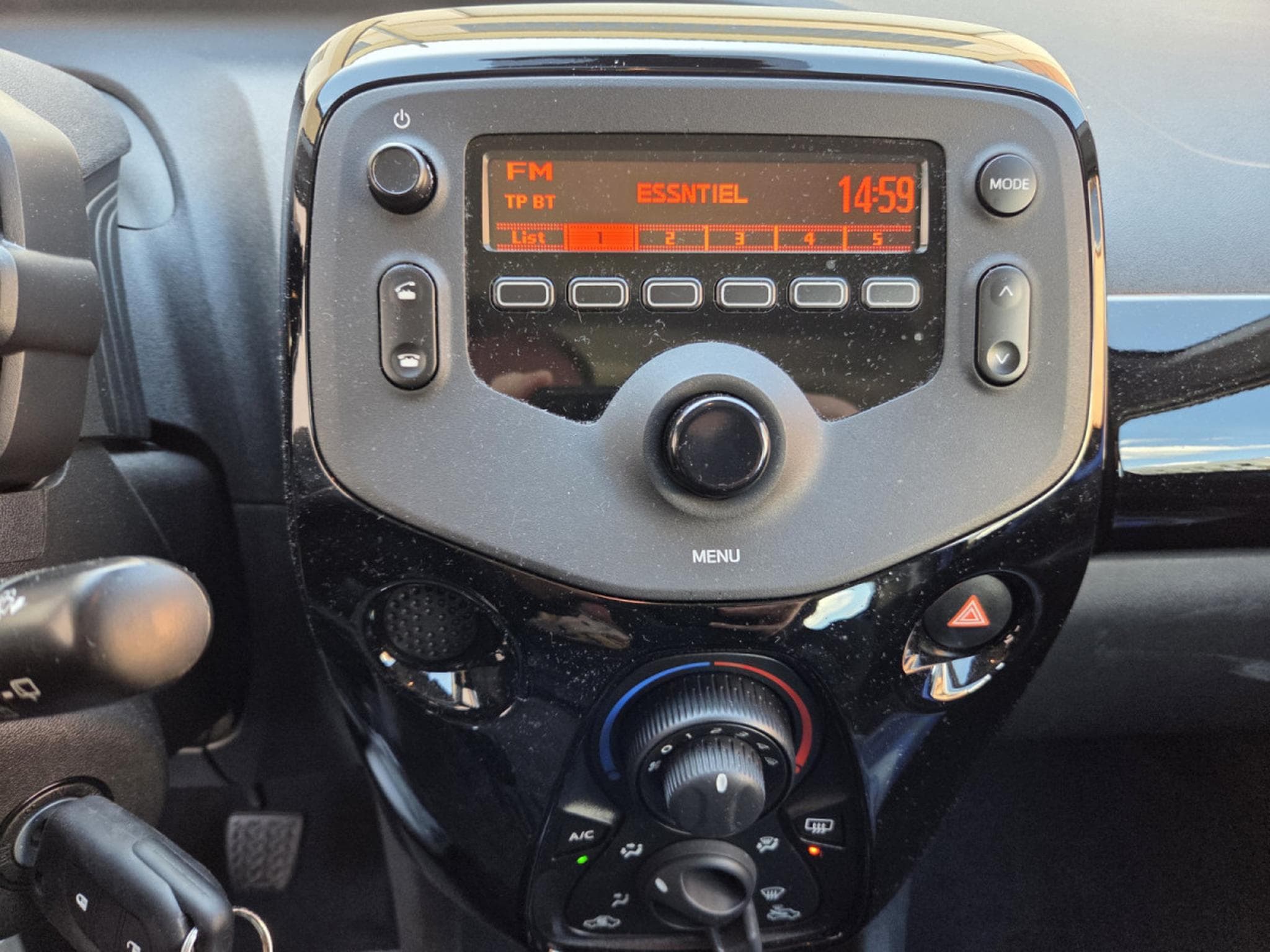 Peugeot 108 1.0 72 CV Active Garantie 12 Mois (2019) - Photo 14