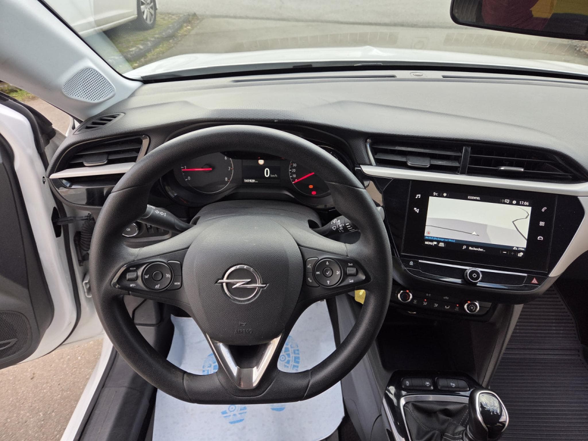 Opel Corsa 1.5 D 102 CV Garantie 12 Mois (2021) - Photo 16