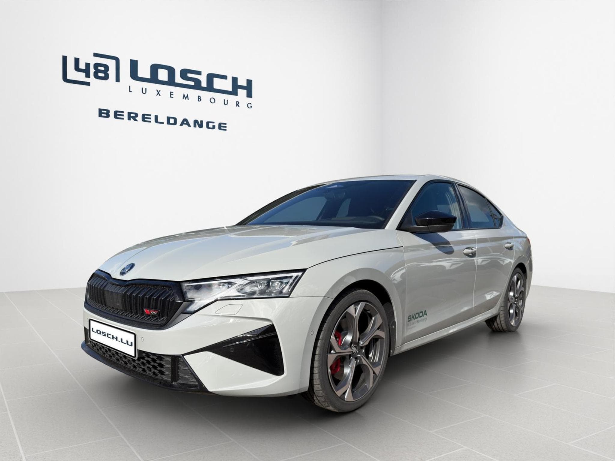 Skoda Octavia RS (2026) - Photo 1