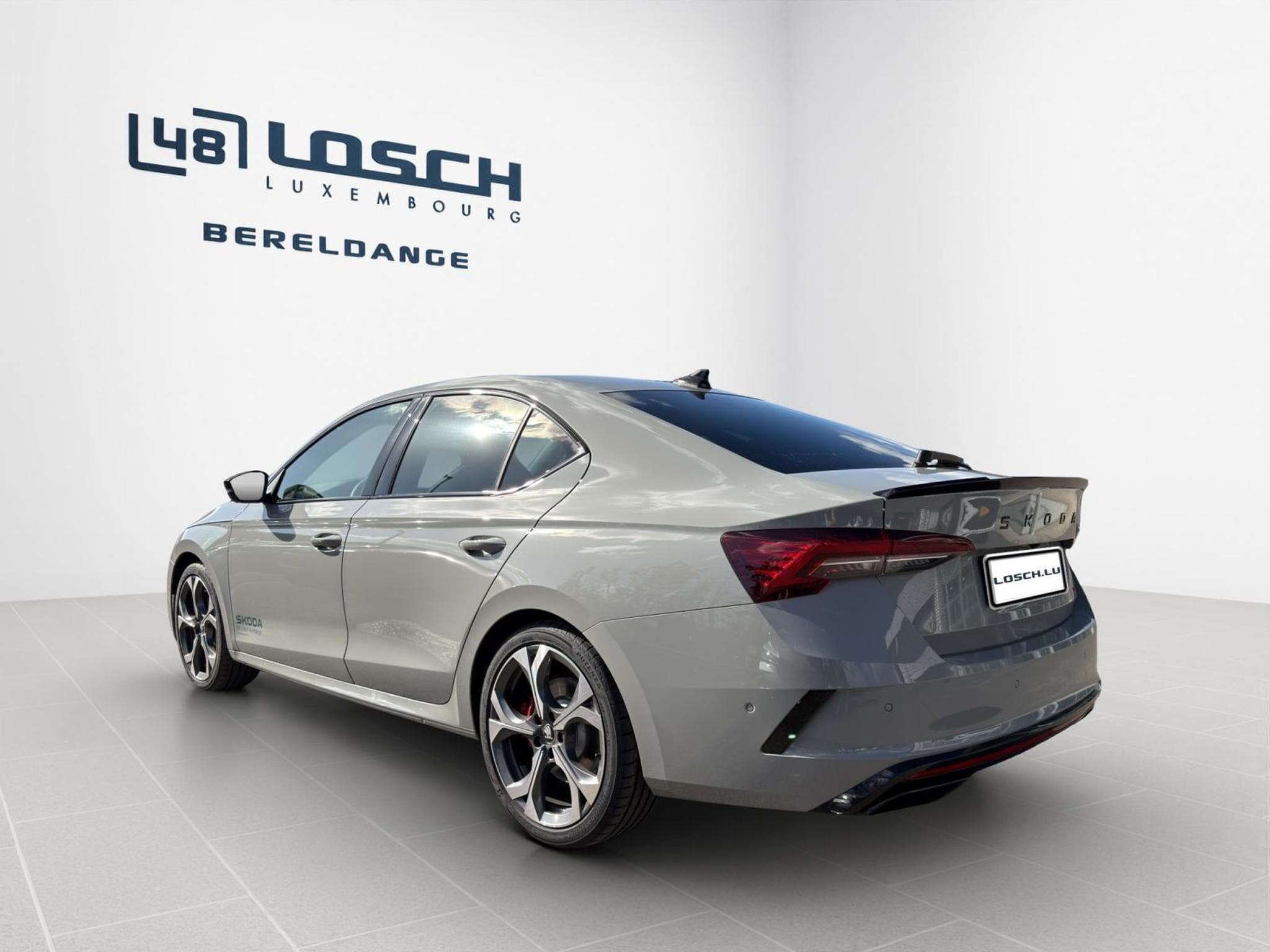 Skoda Octavia RS (2026) - Photo 4