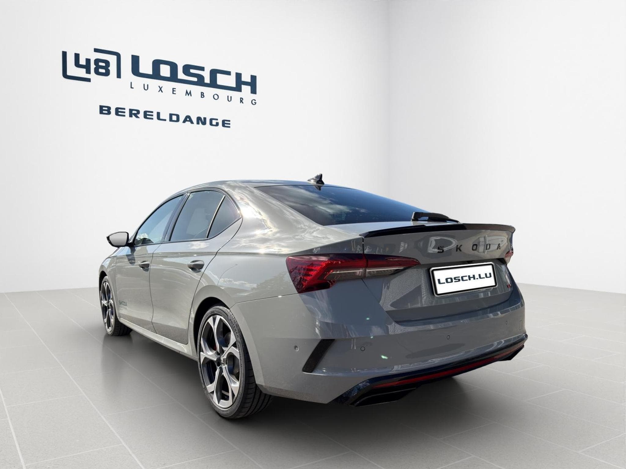 Skoda Octavia RS (2026) - Photo 5