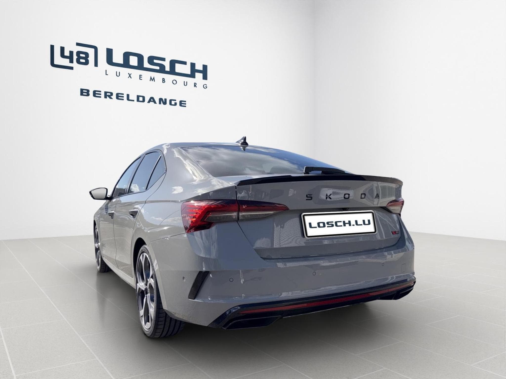 Skoda Octavia RS (2026) - Photo 6